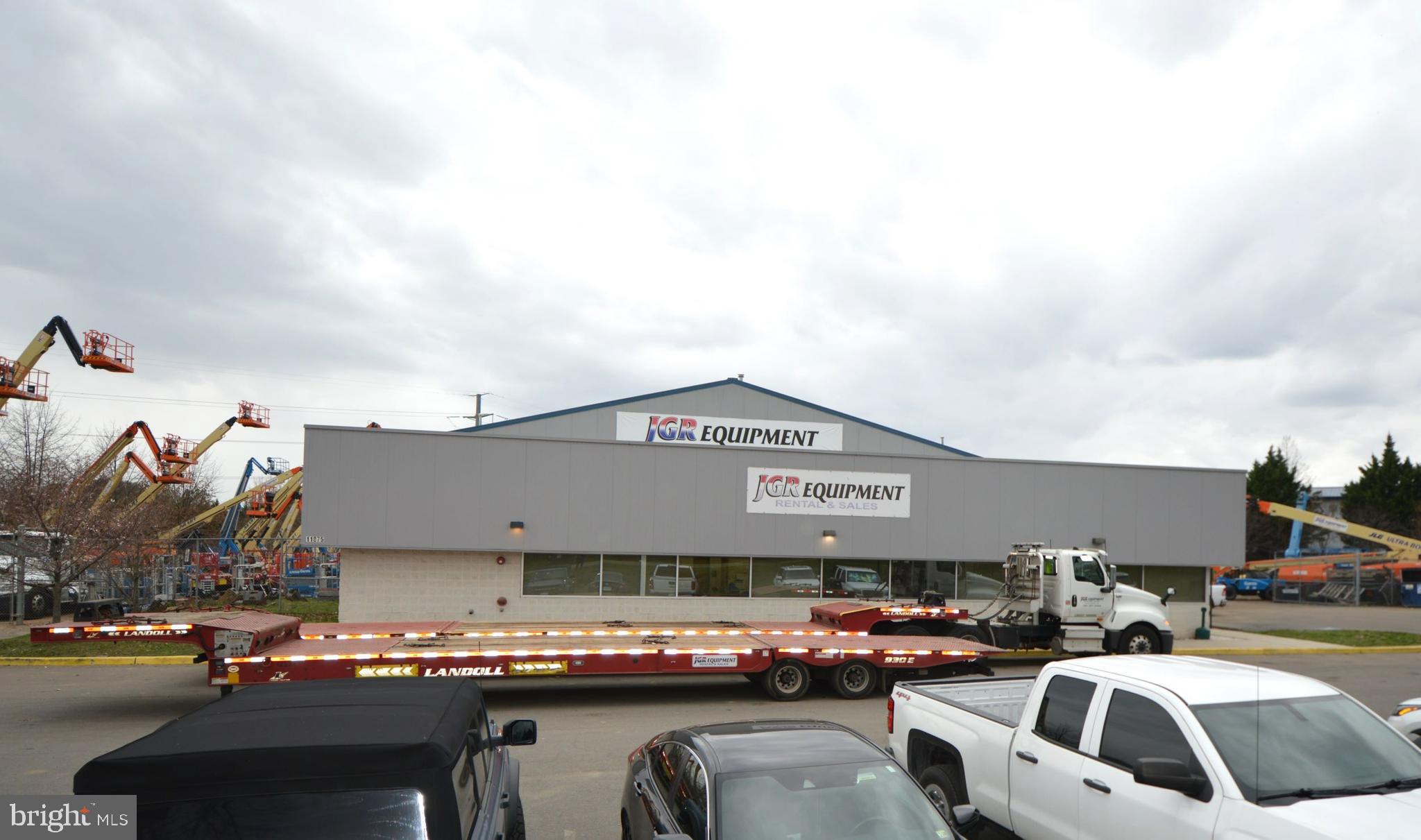 WELLINGFORD INDUSTRIAL PARK - Commercial Lease