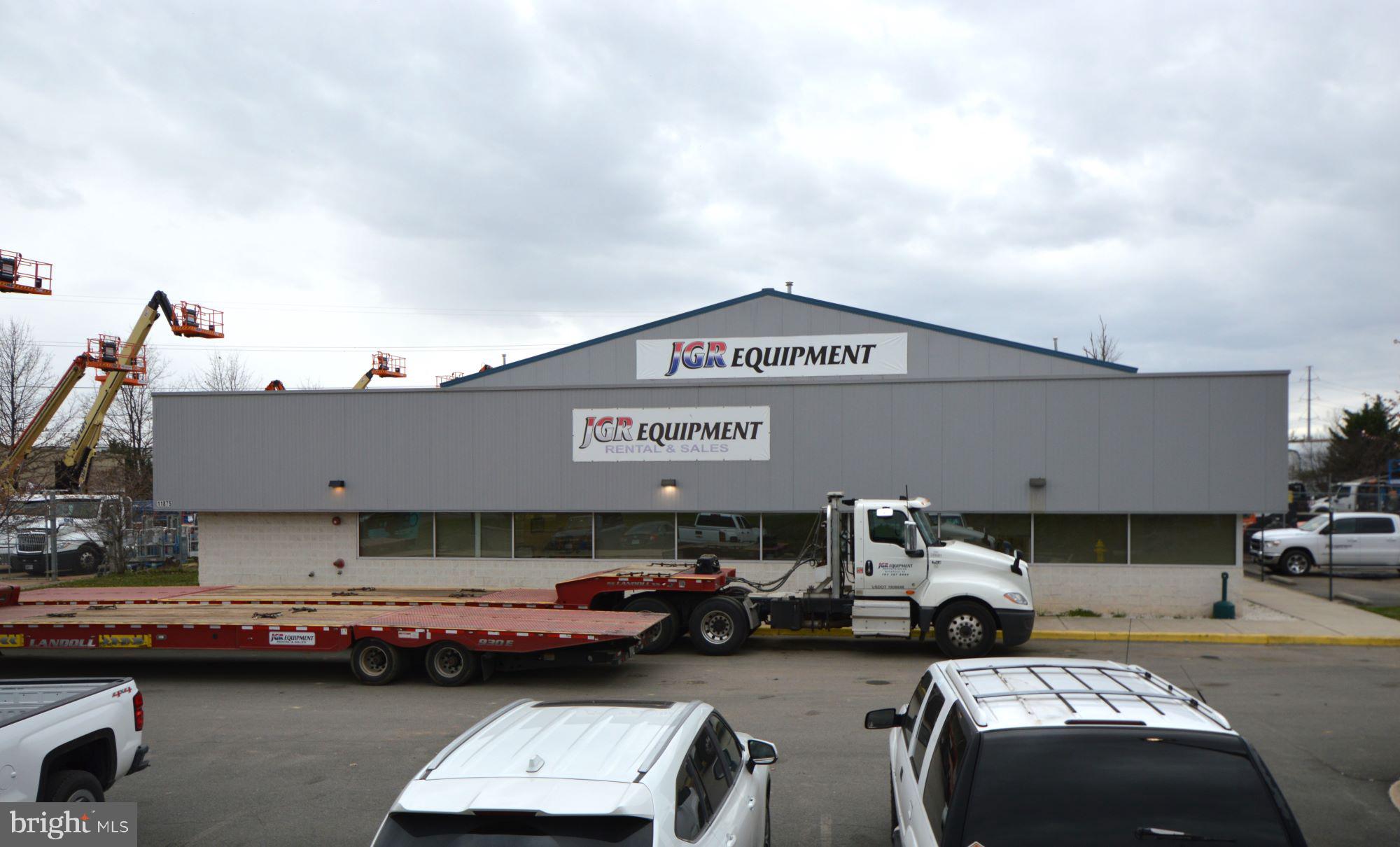 WELLINGFORD INDUSTRIAL PARK - Commercial Lease