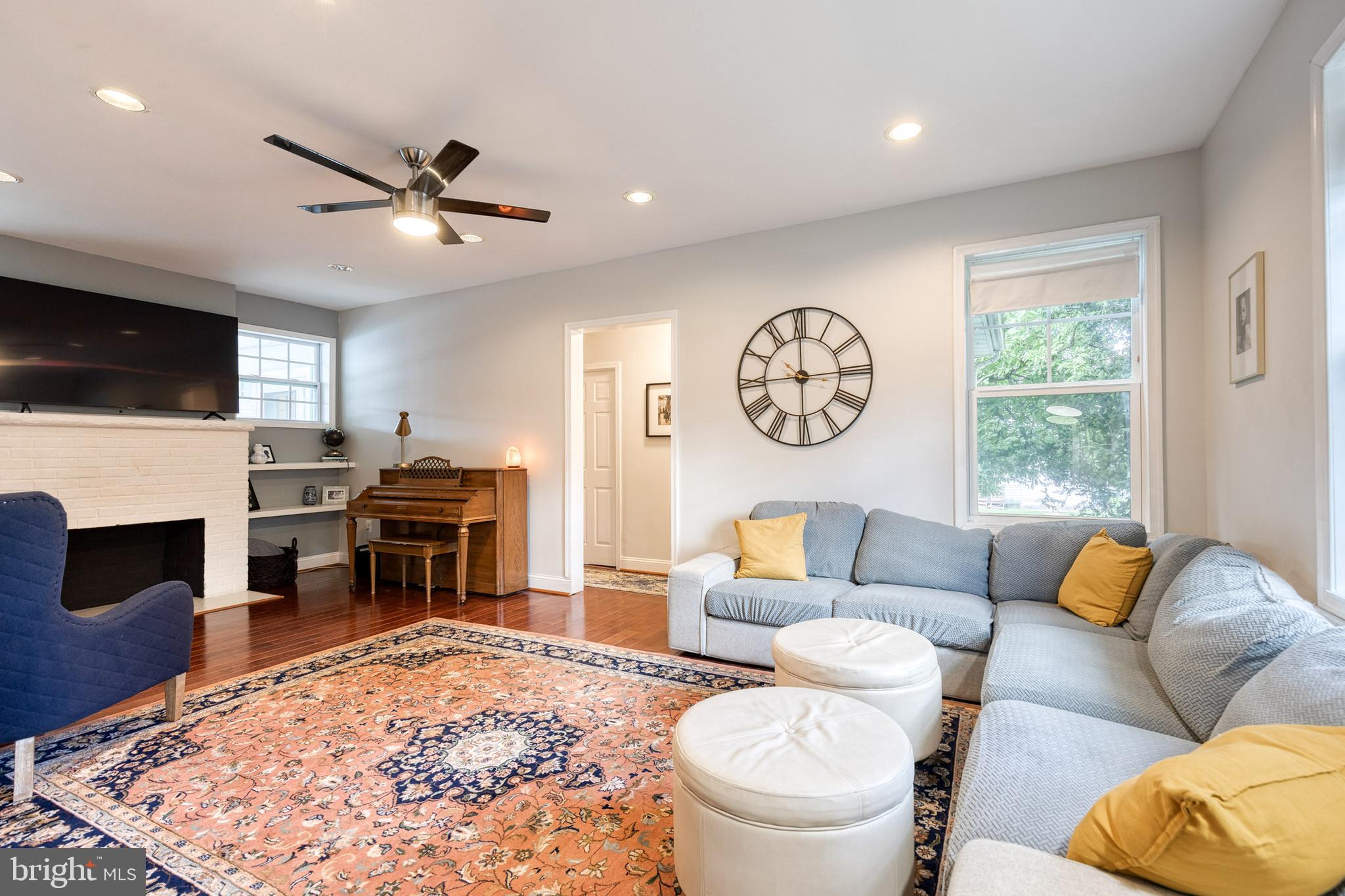 29 NORMAL TERRACE