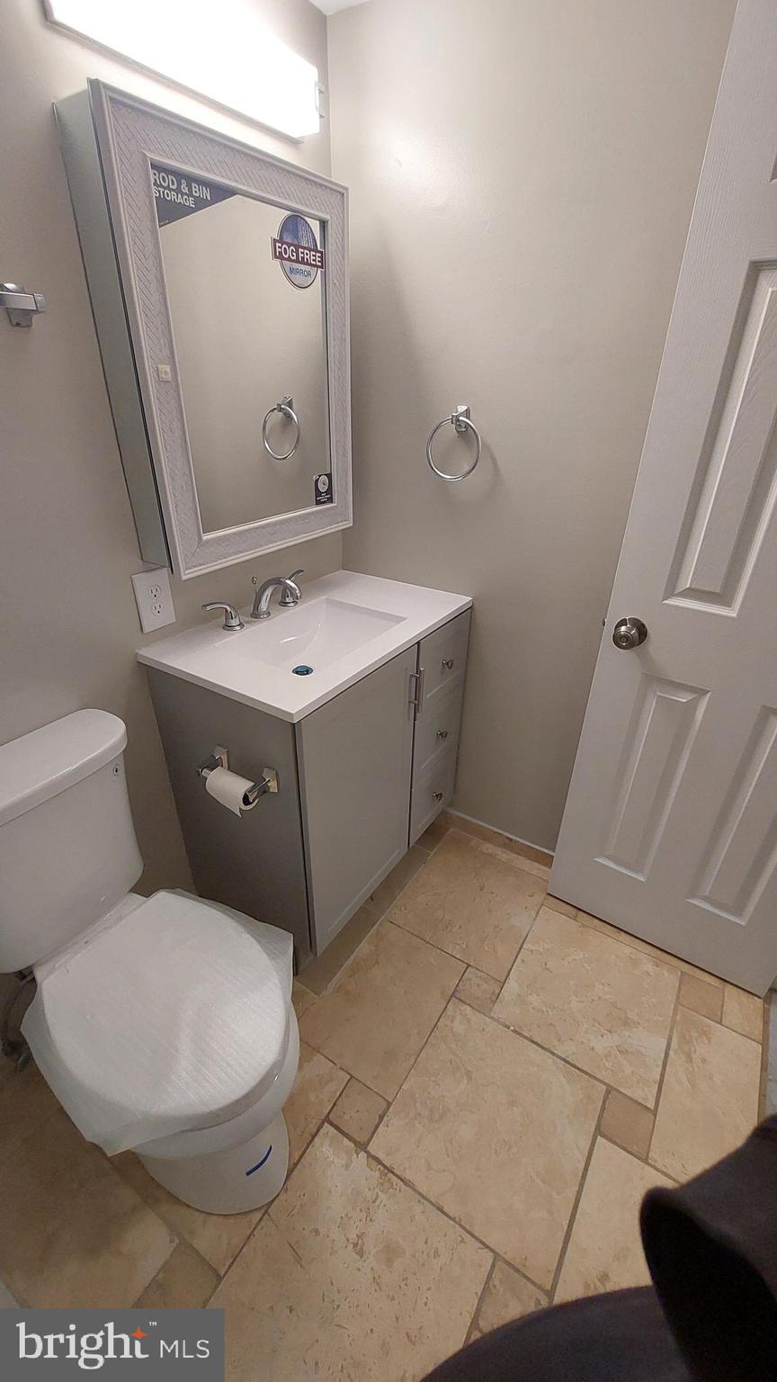 NORMANDIE ON THE LAKE II - Residential Lease