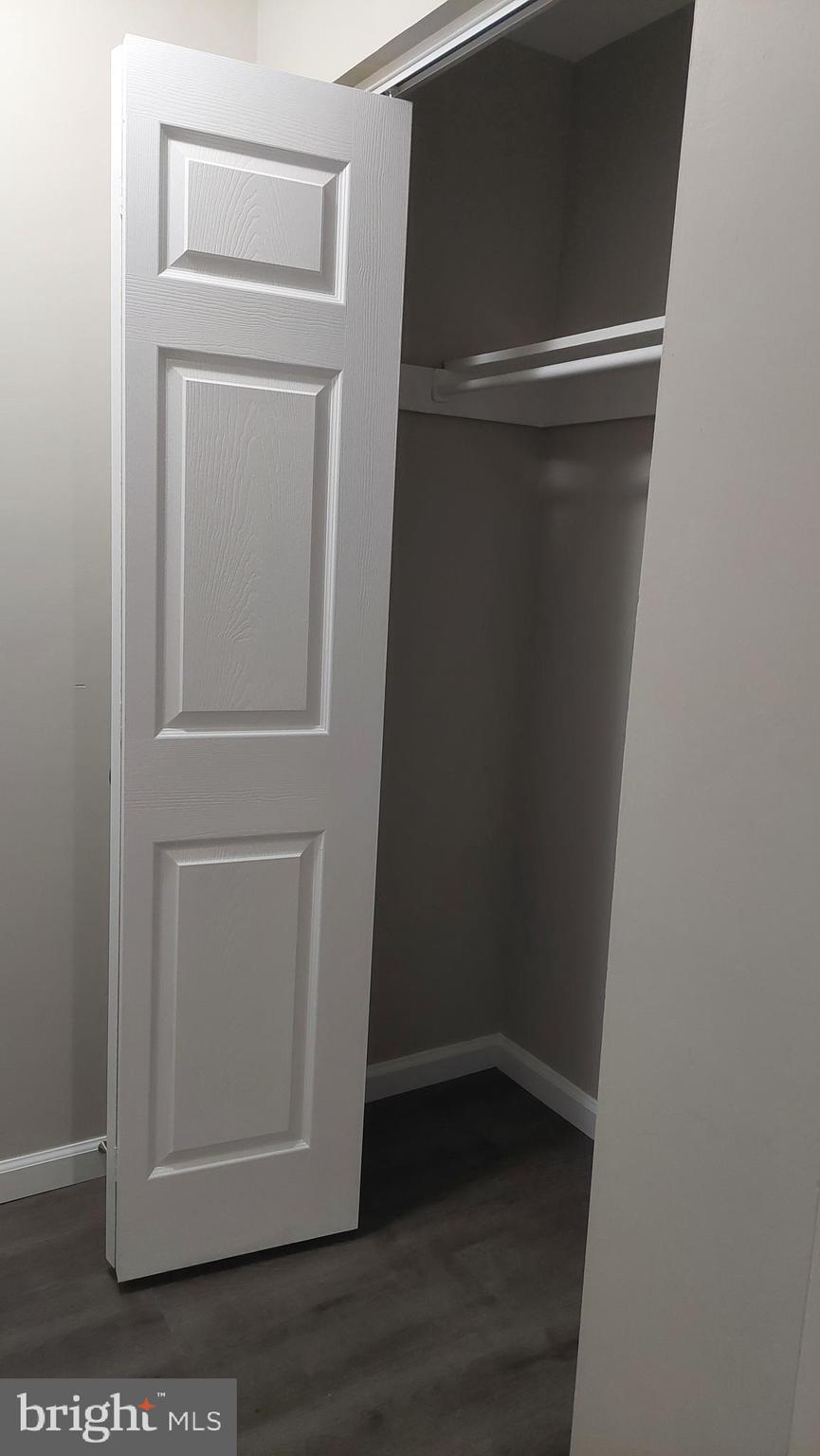 NORMANDIE ON THE LAKE II - Residential Lease