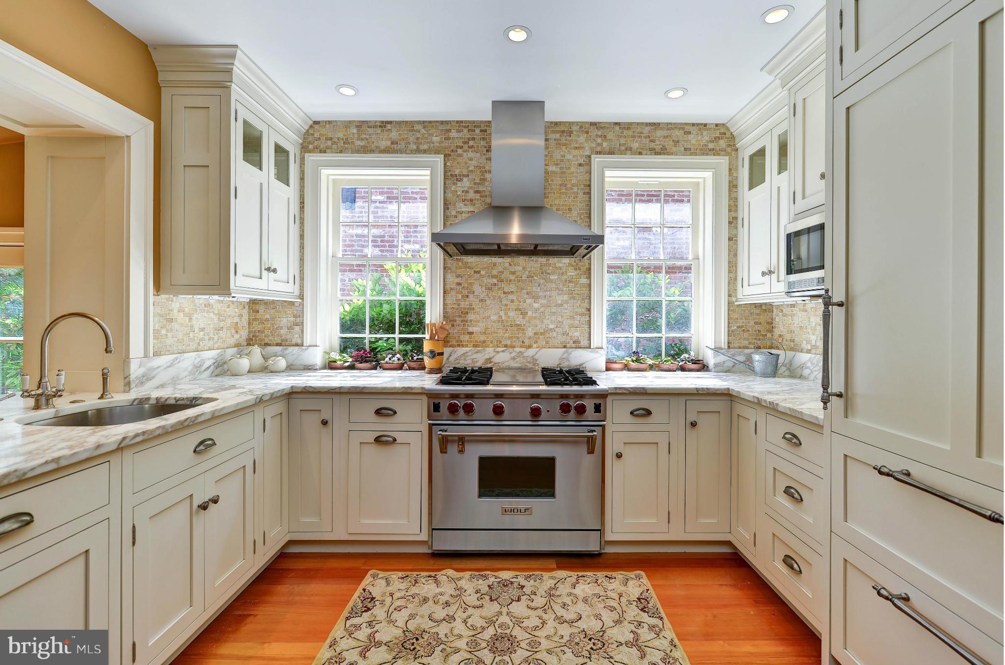 OLD TOWN - Residential Lease