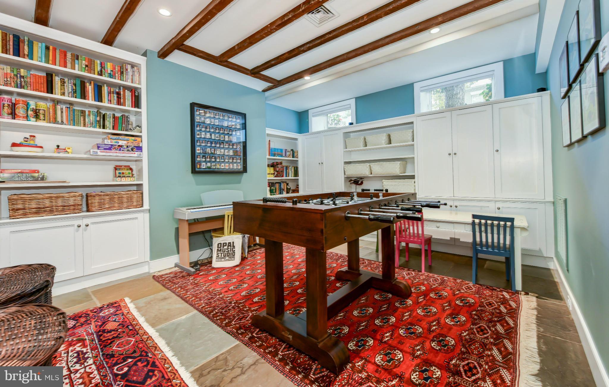 OLD TOWN - Residential Lease