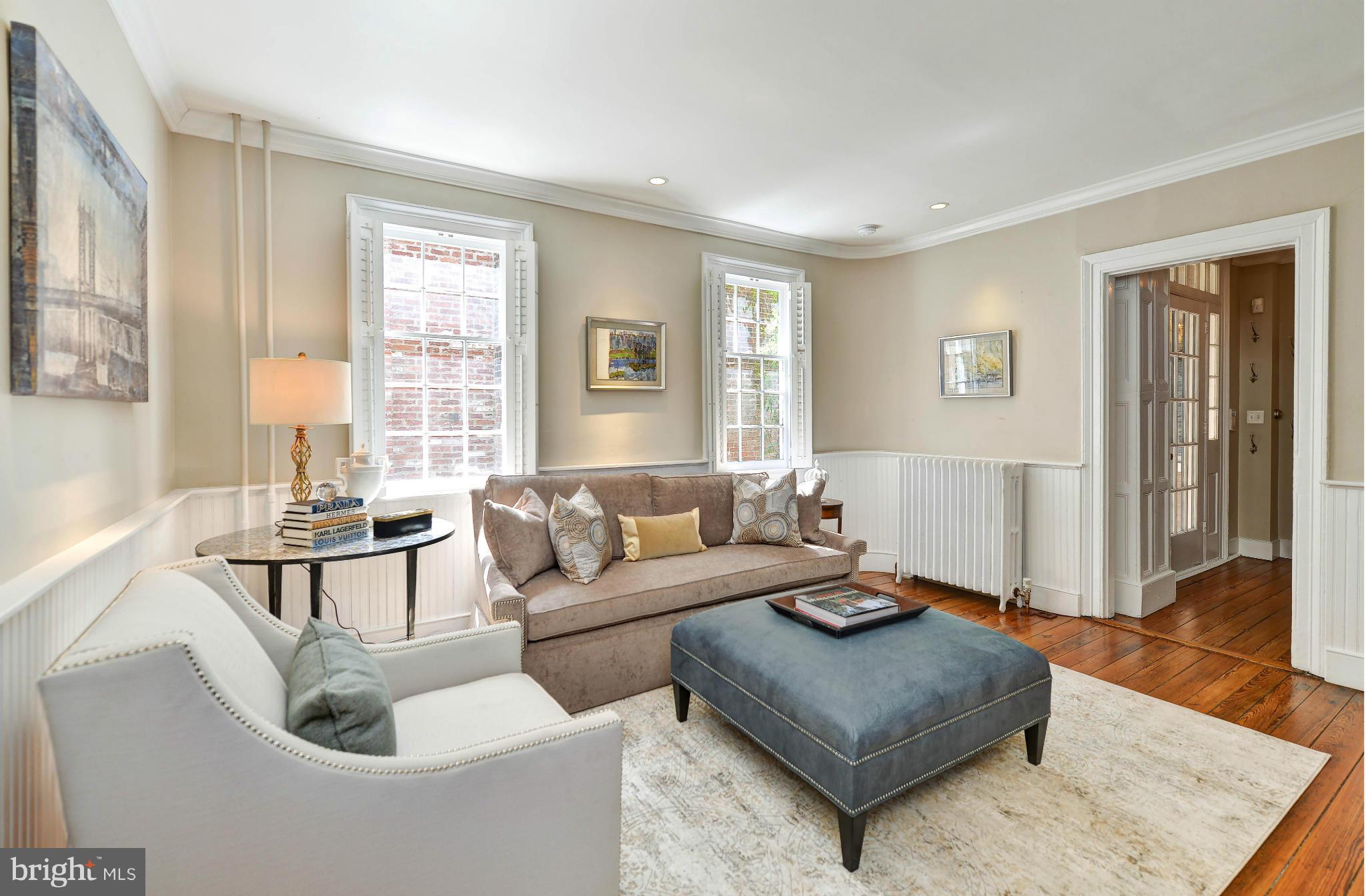 OLD TOWN - Residential Lease