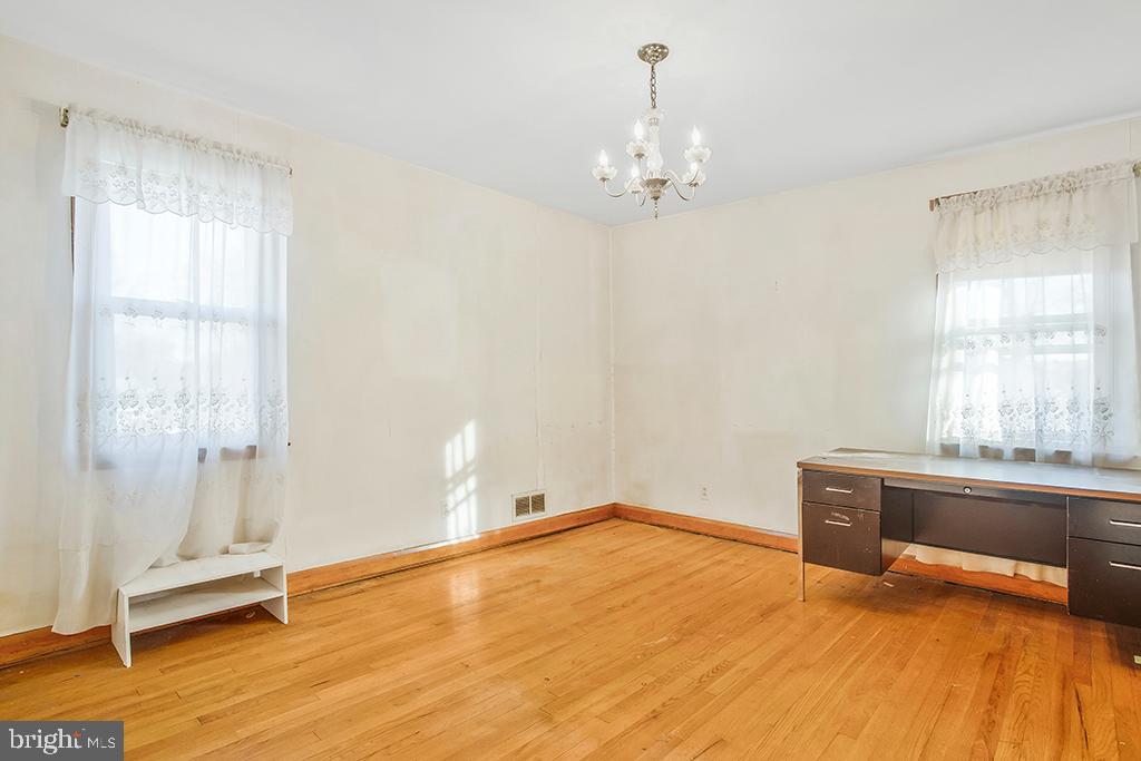 GARDENVILLE - Residential