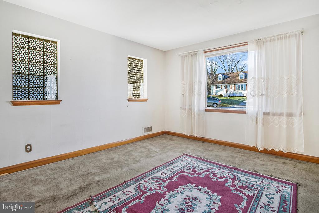 GARDENVILLE - Residential