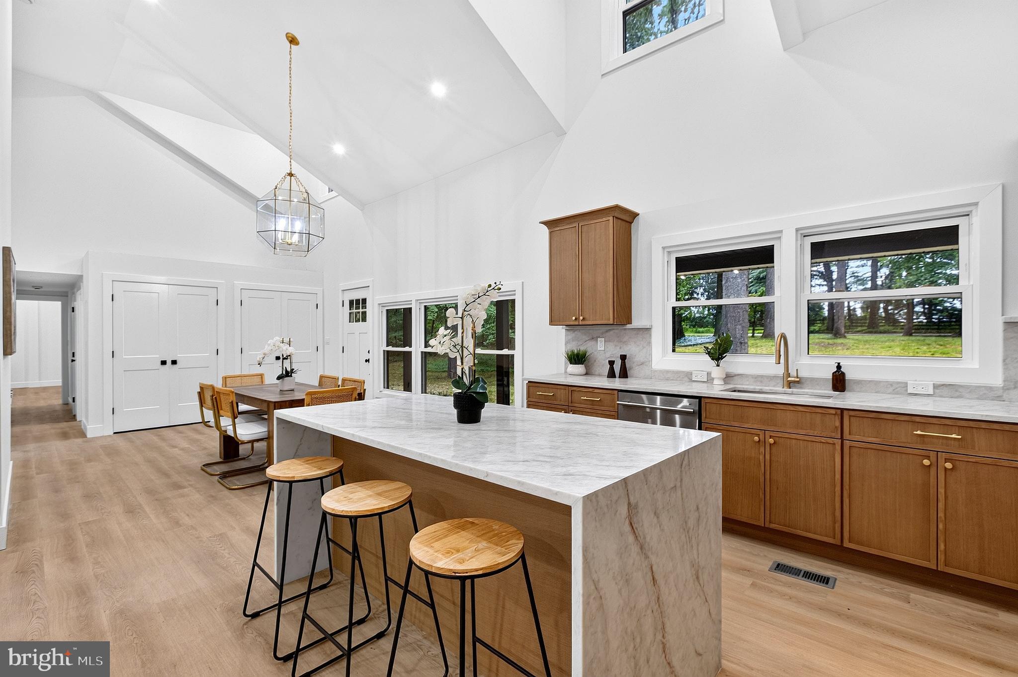 8 LUPINE LANE