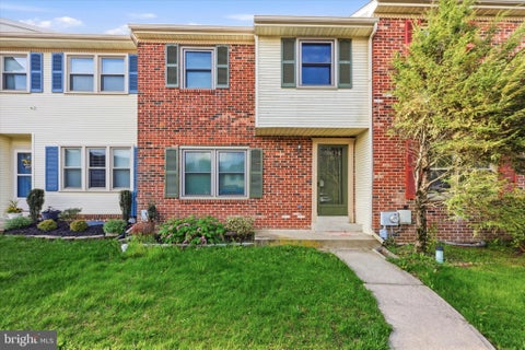 Townhouse For Sale - 230 Sulky Way<br/> CHADDS FORD, PA 19317