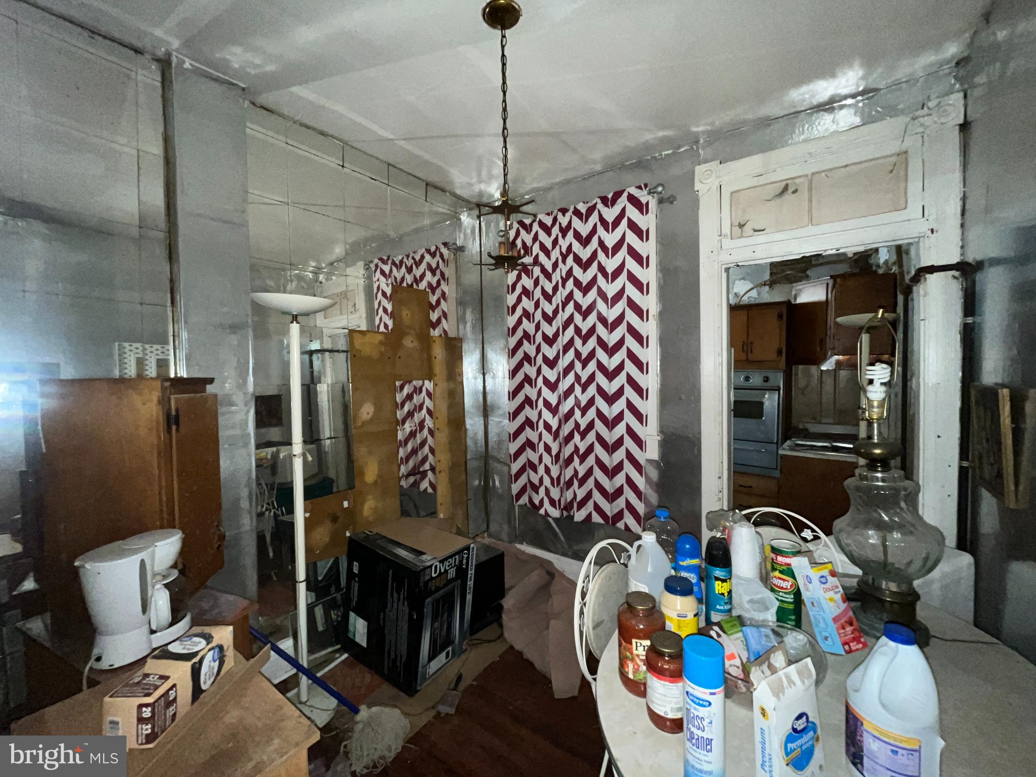 SANDTOWN-WINCHESTER - Residential