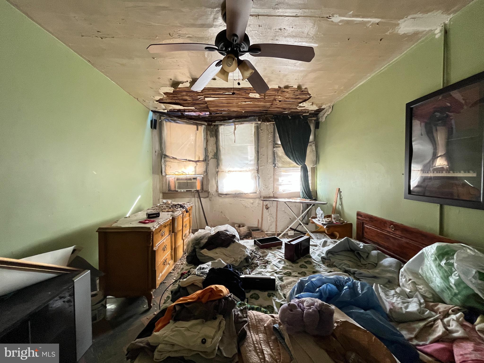 SANDTOWN-WINCHESTER - Residential