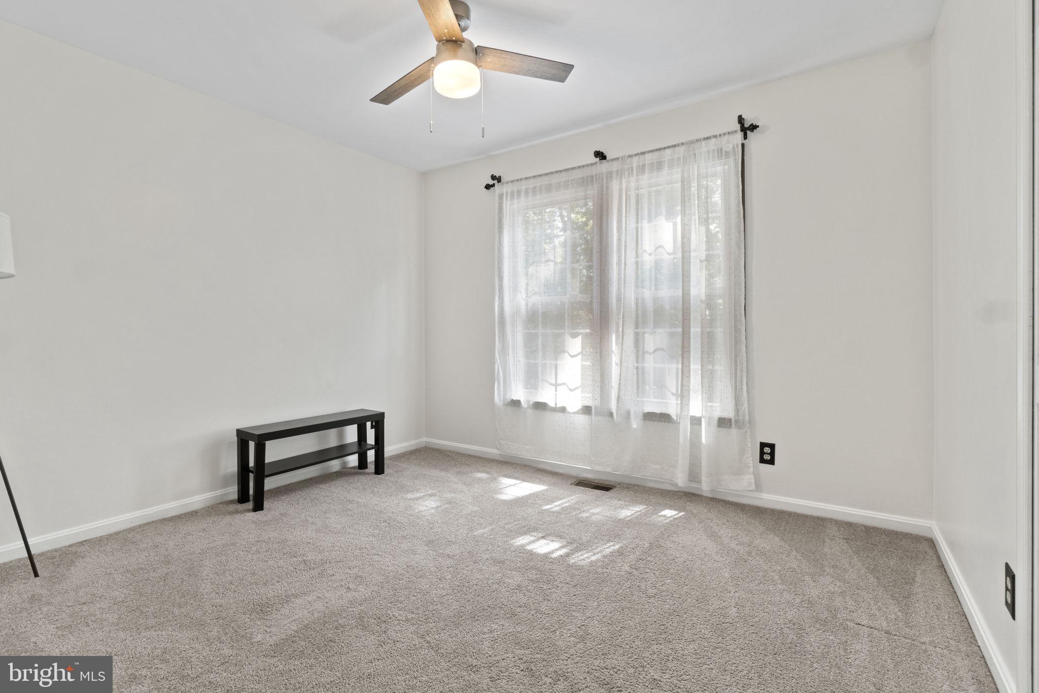 QUEEN'S MILL - Residential