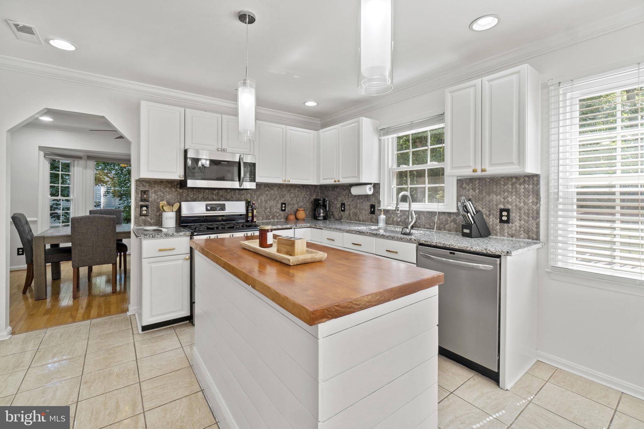 QUEEN'S MILL - Residential