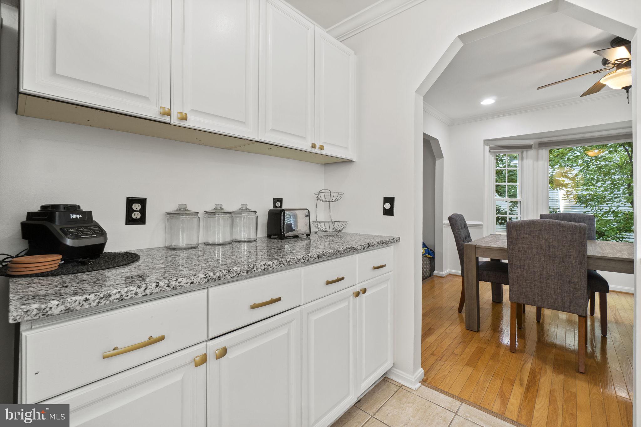 QUEEN'S MILL - Residential