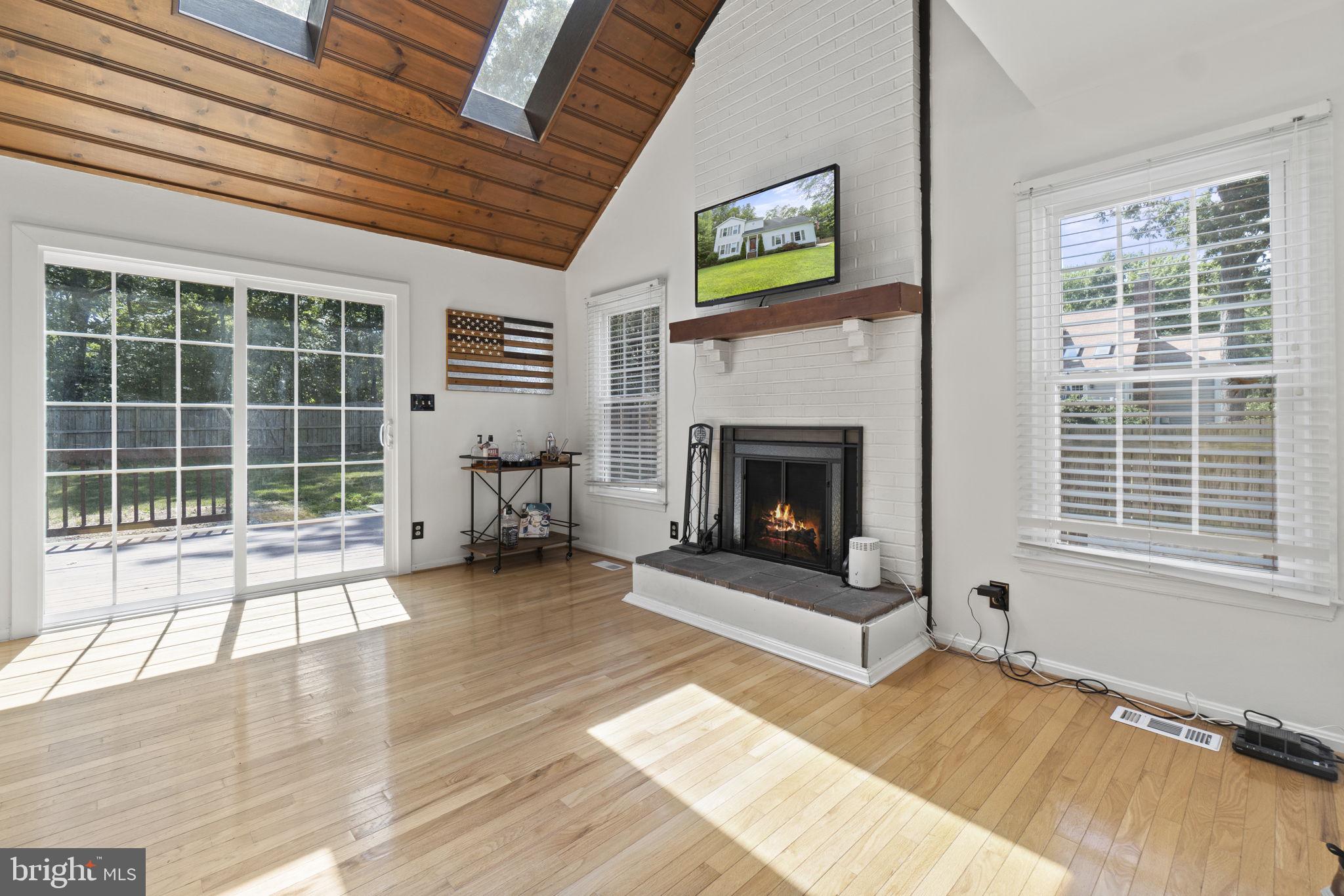 QUEEN'S MILL - Residential