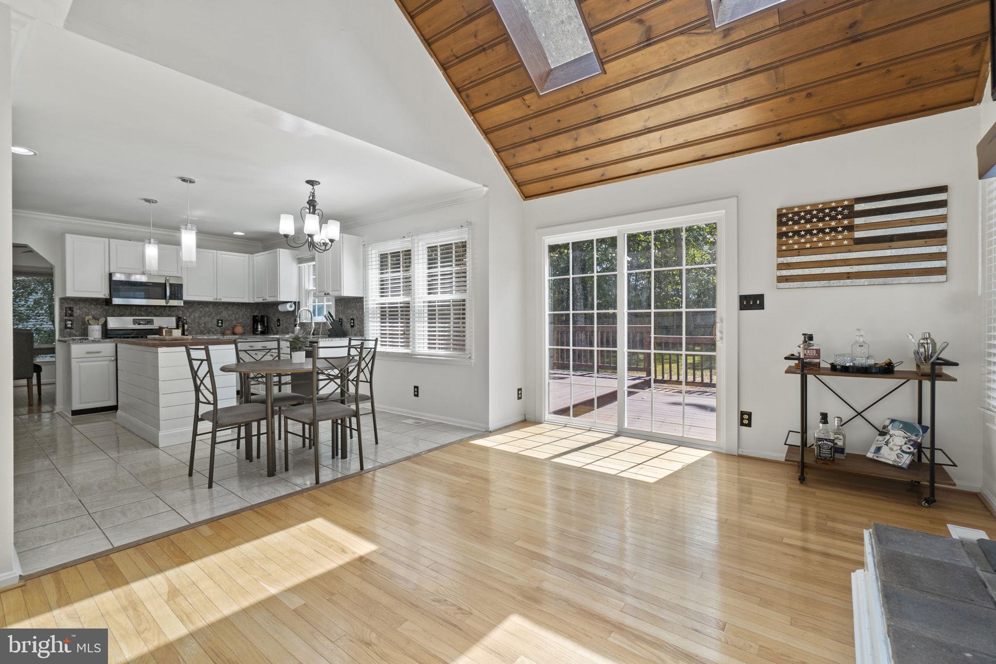 QUEEN'S MILL - Residential