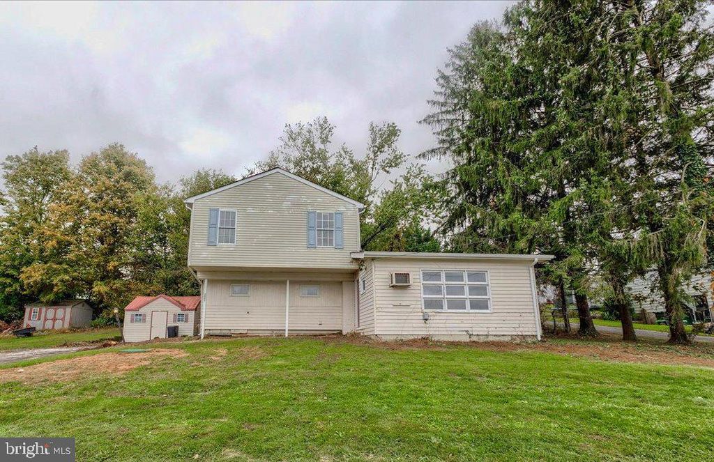 Photo of 3021 Walnut Street, MANCHESTER, MD 21102 (MLS # MDCR2030692)