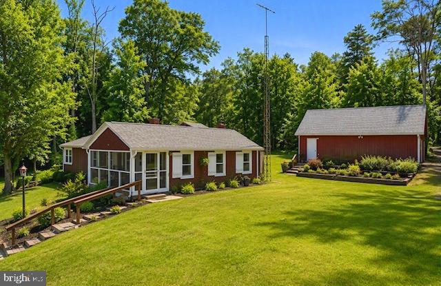 6 SPRUCE LANE