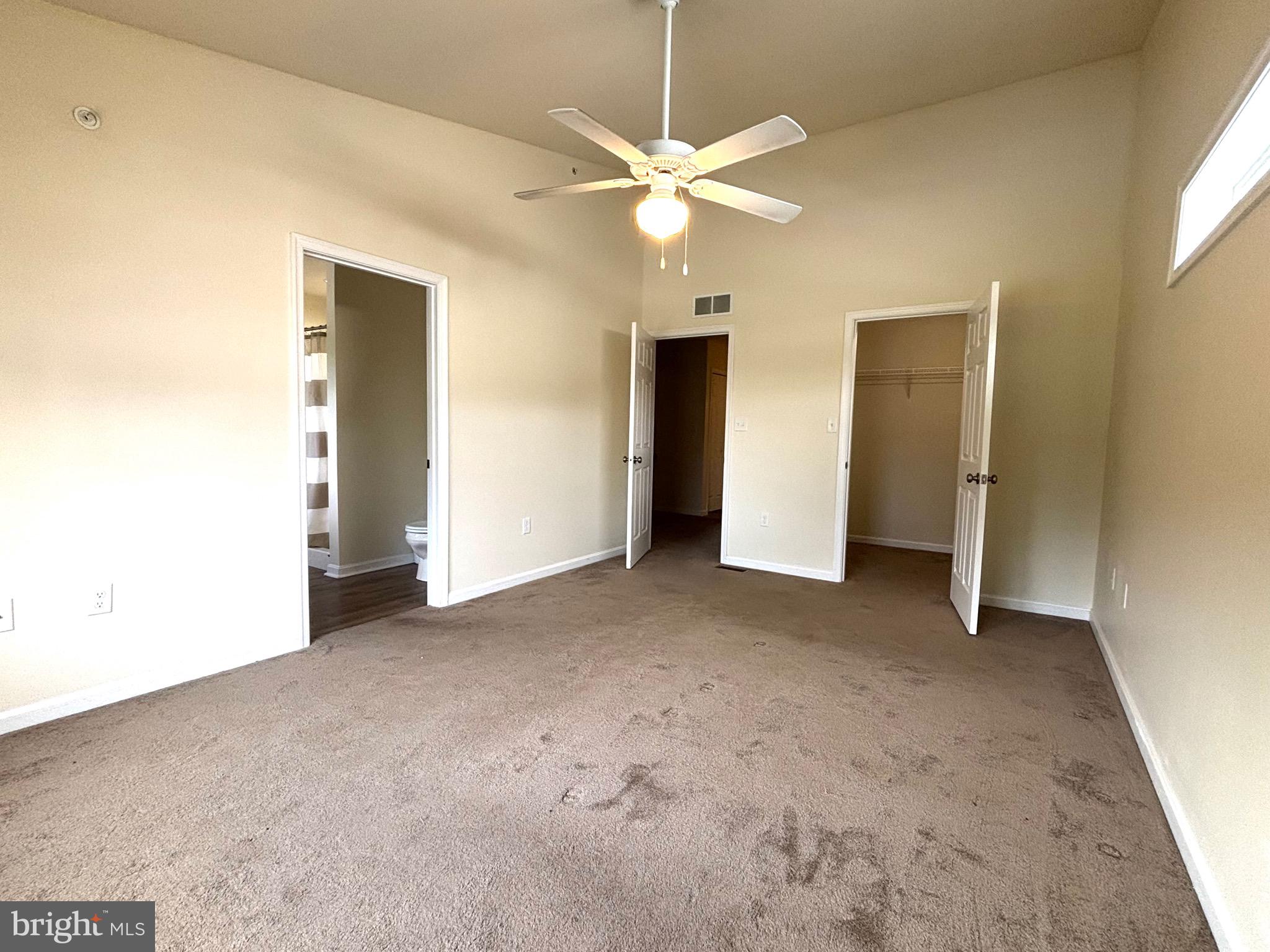 332 MELBOURNE LANE