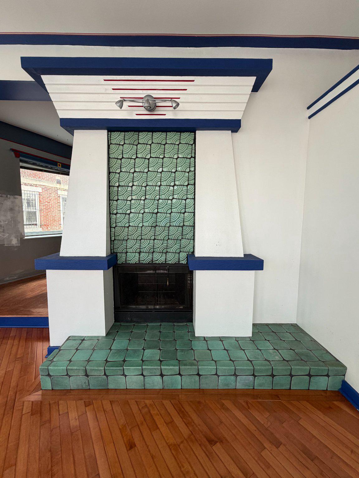 QUEEN VILLAGE - Residential