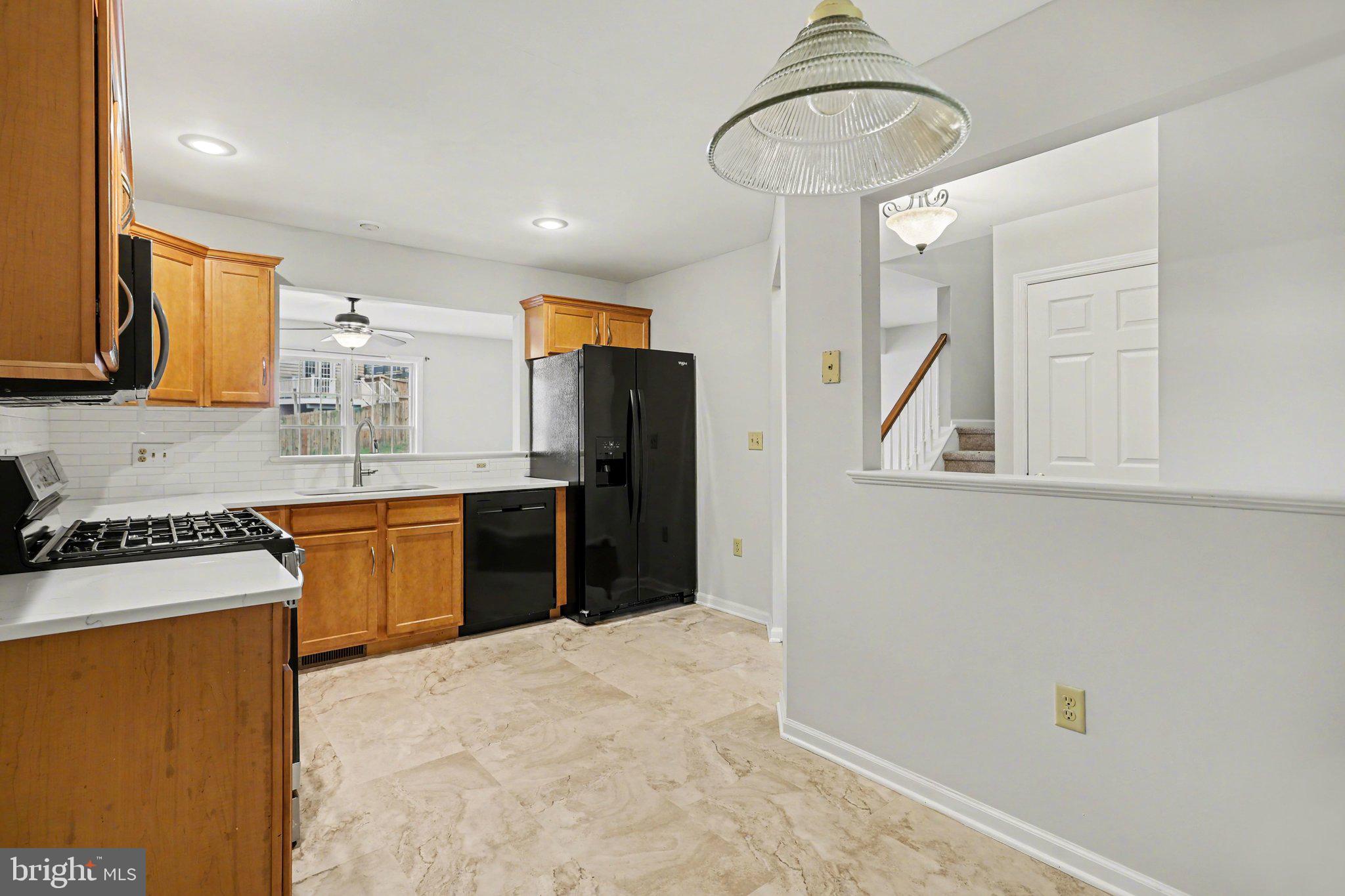 SUMMIT HILLS - Residential