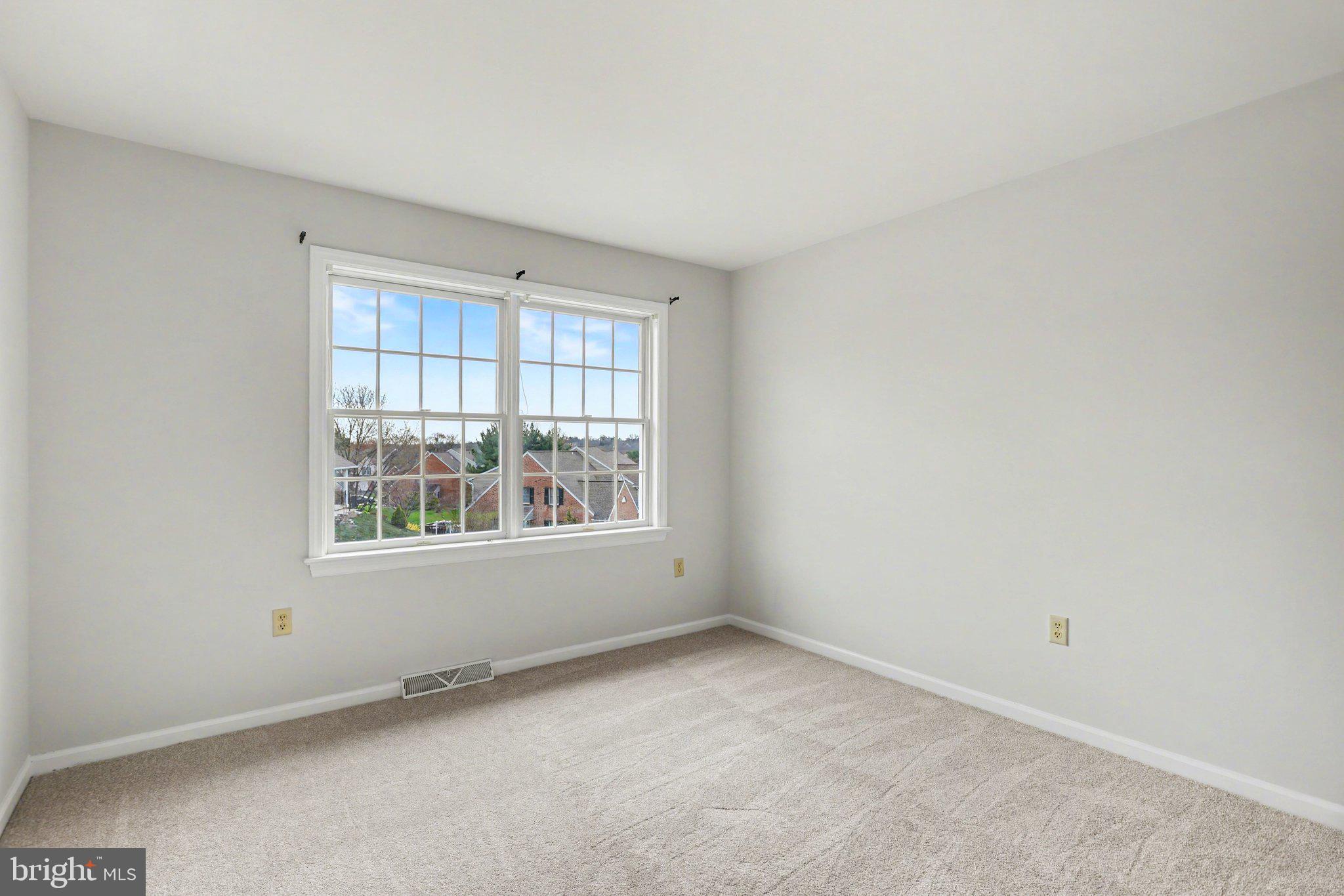 SUMMIT HILLS - Residential