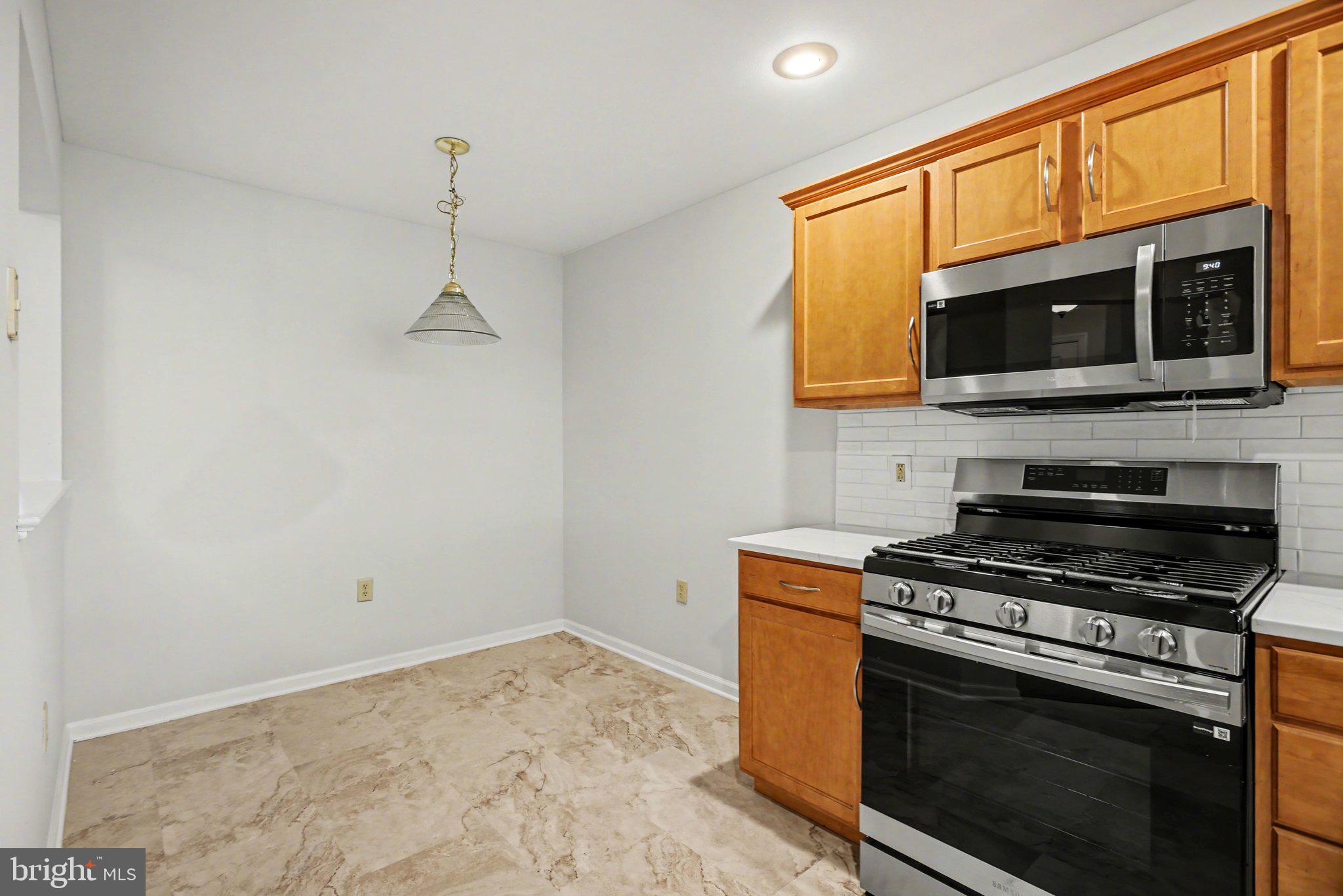 SUMMIT HILLS - Residential