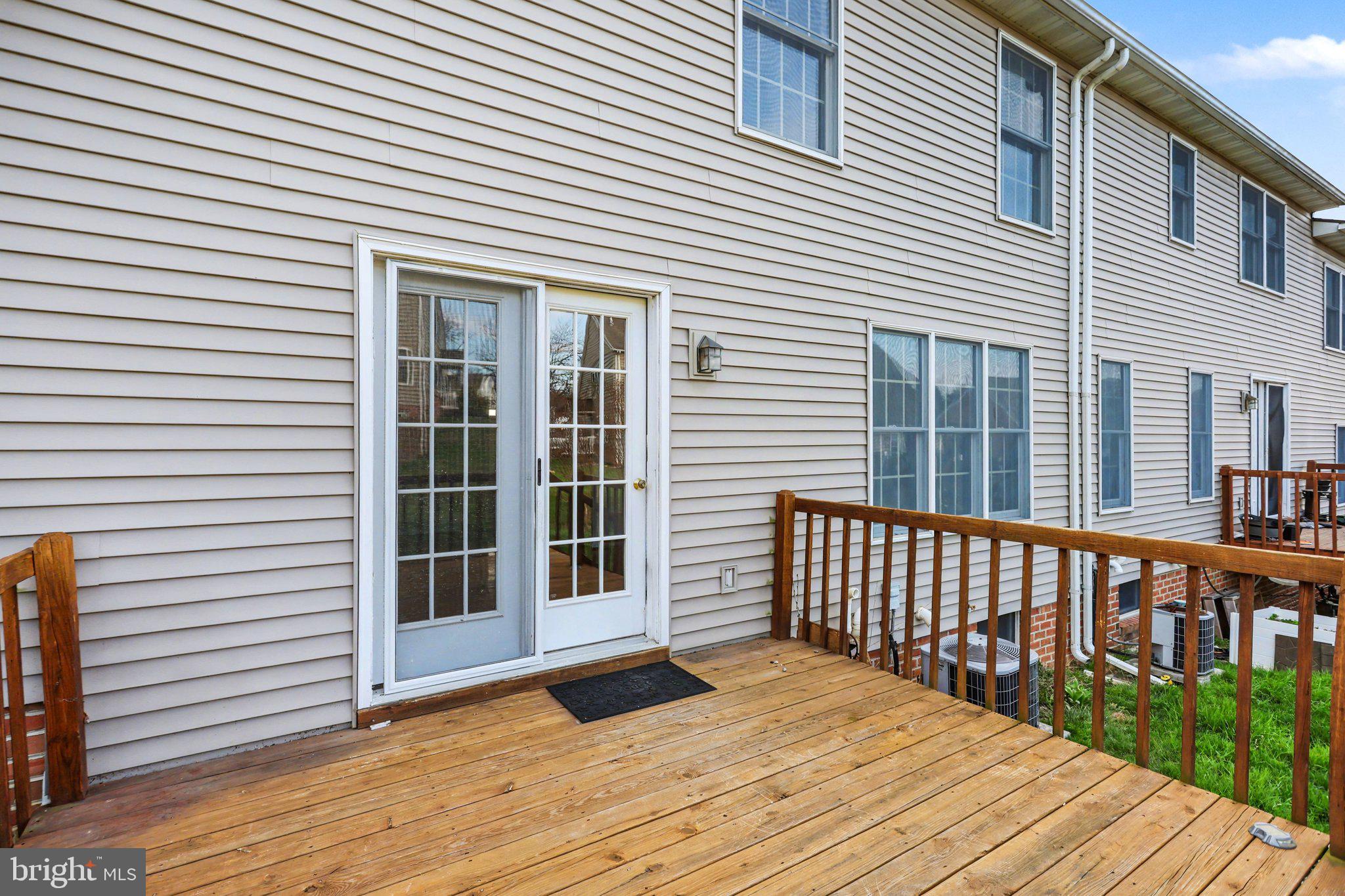 SUMMIT HILLS - Residential