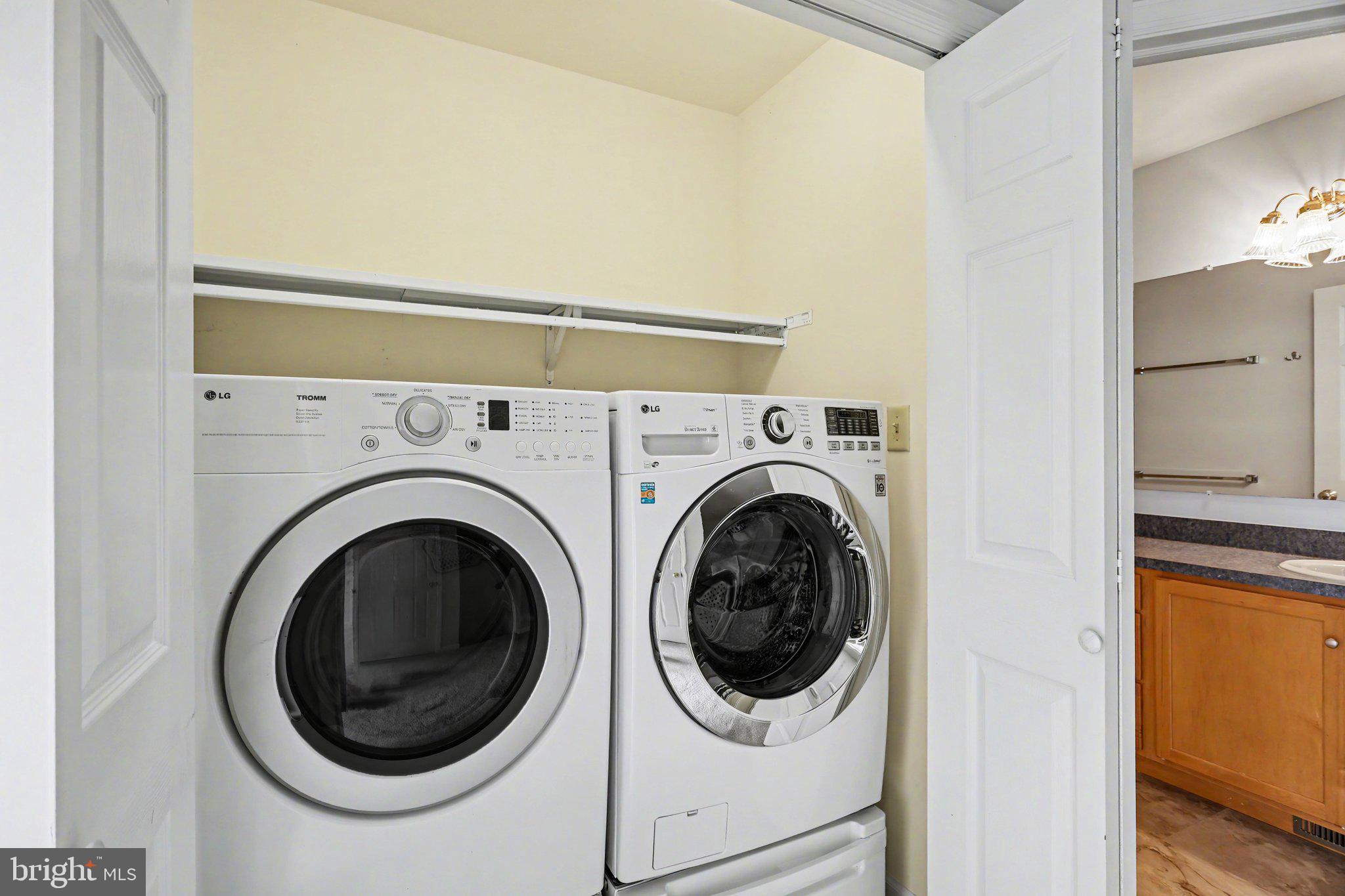 SUMMIT HILLS - Residential