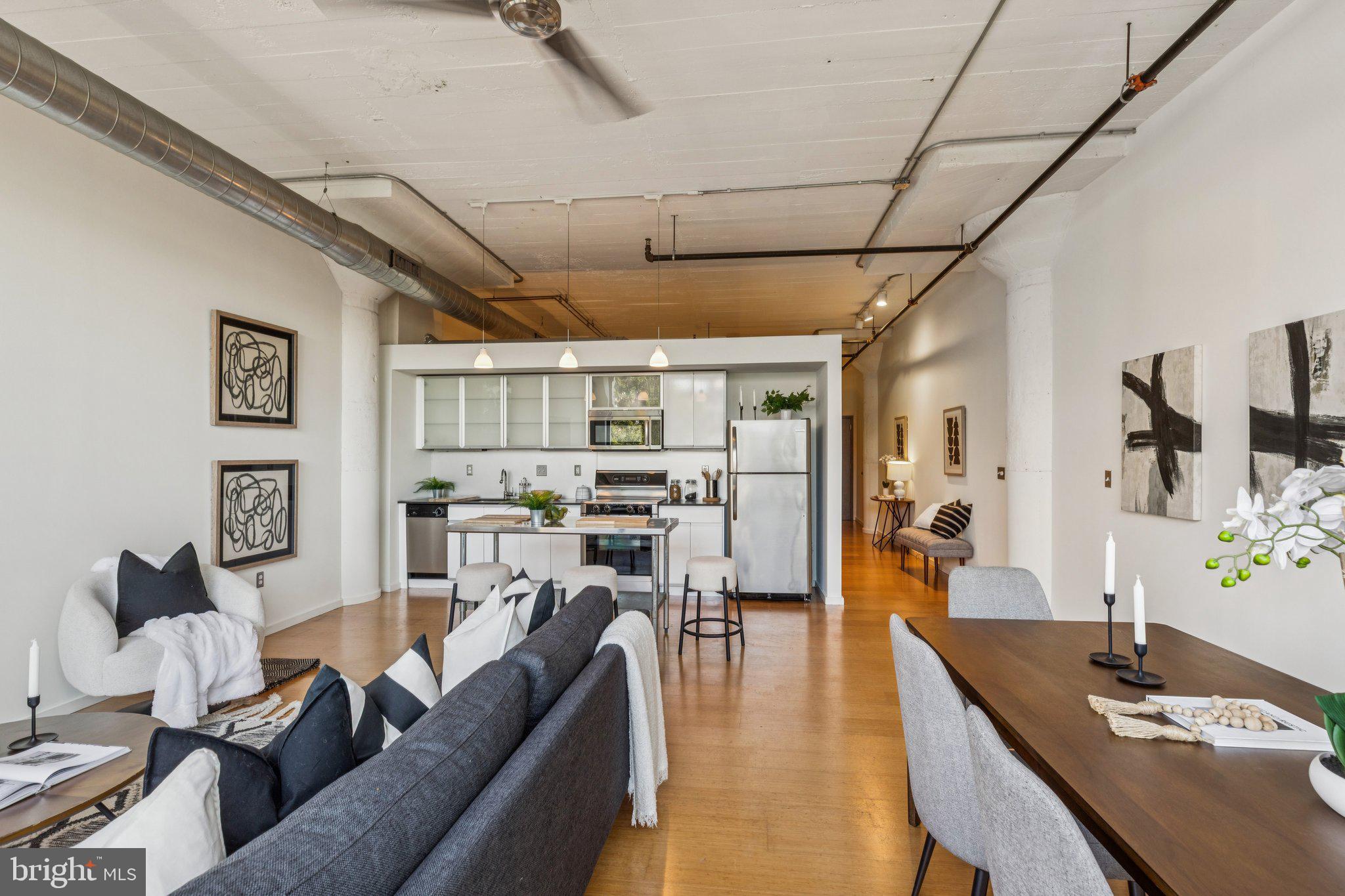 1714 MEMPHIS STREET 211