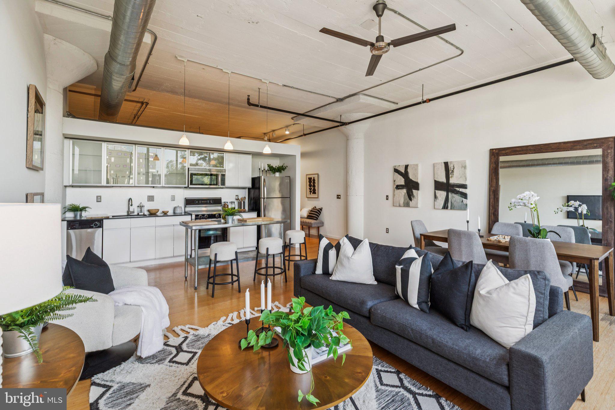 1714 MEMPHIS STREET 211