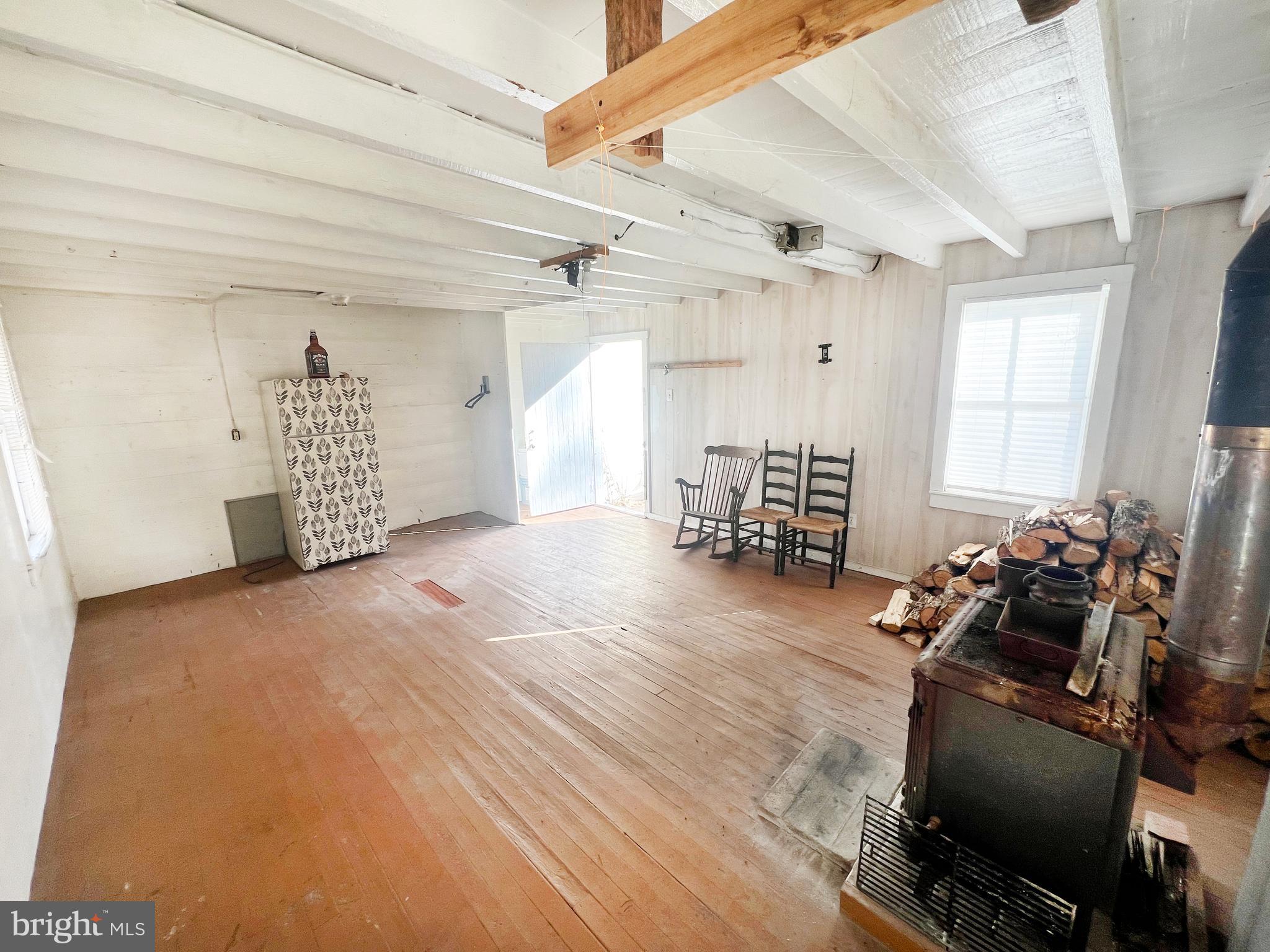 000 - Residential Lease
