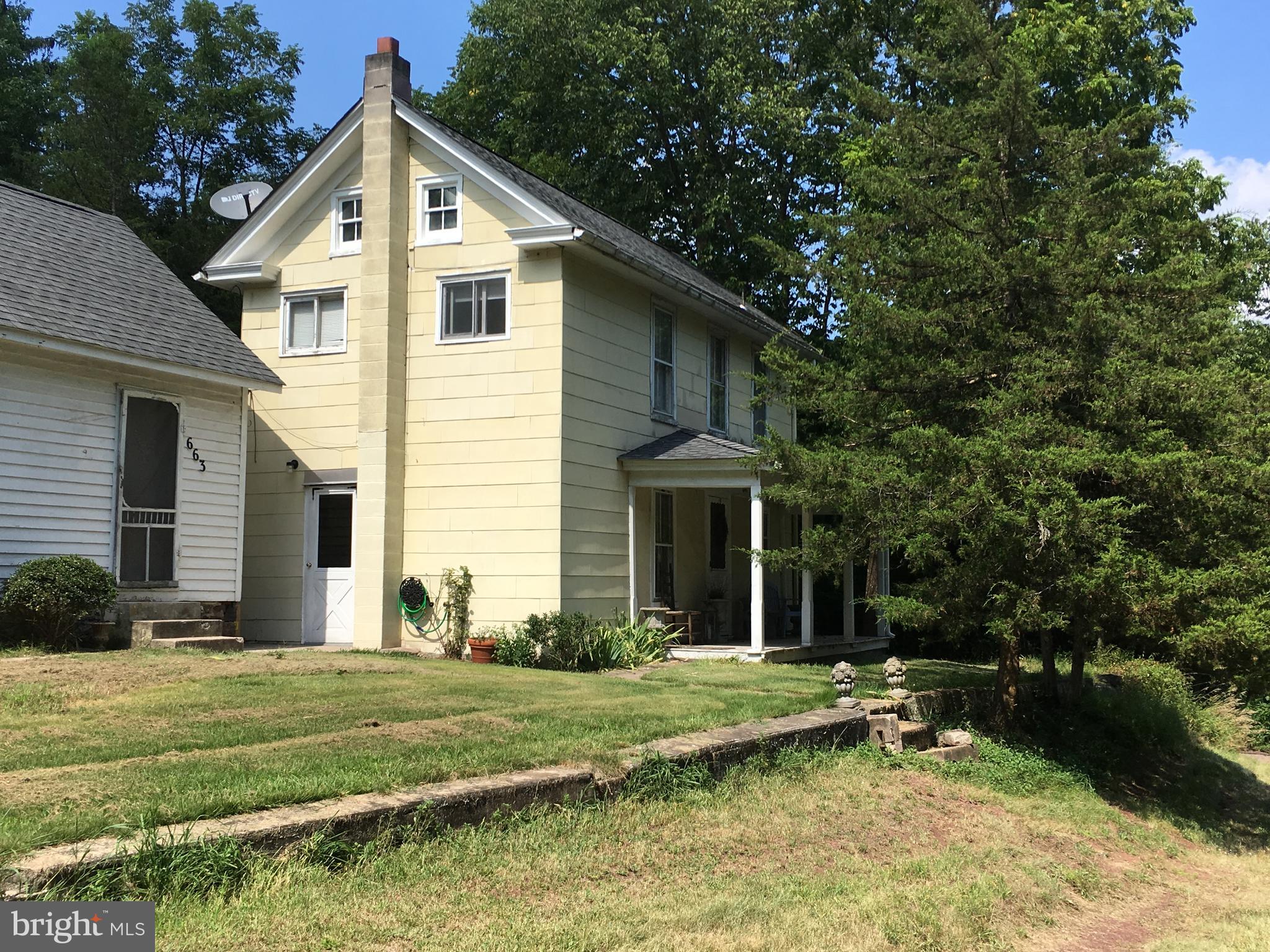 000 - Residential Lease