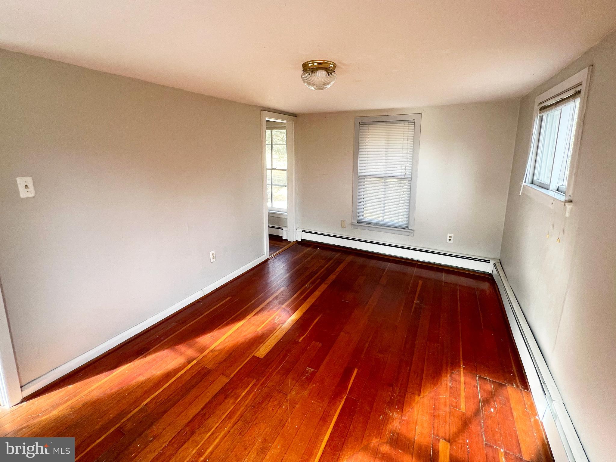 000 - Residential Lease