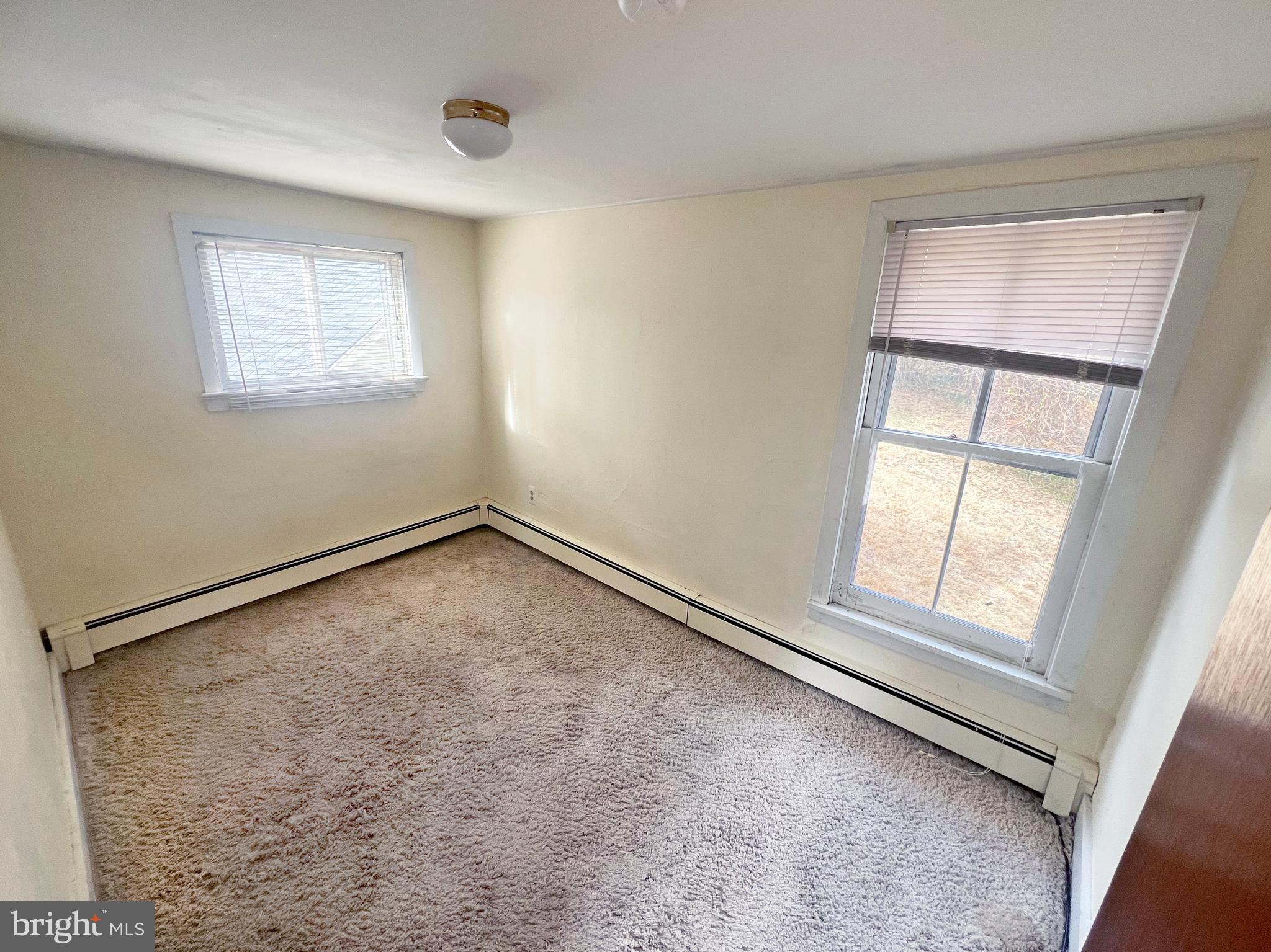 000 - Residential Lease