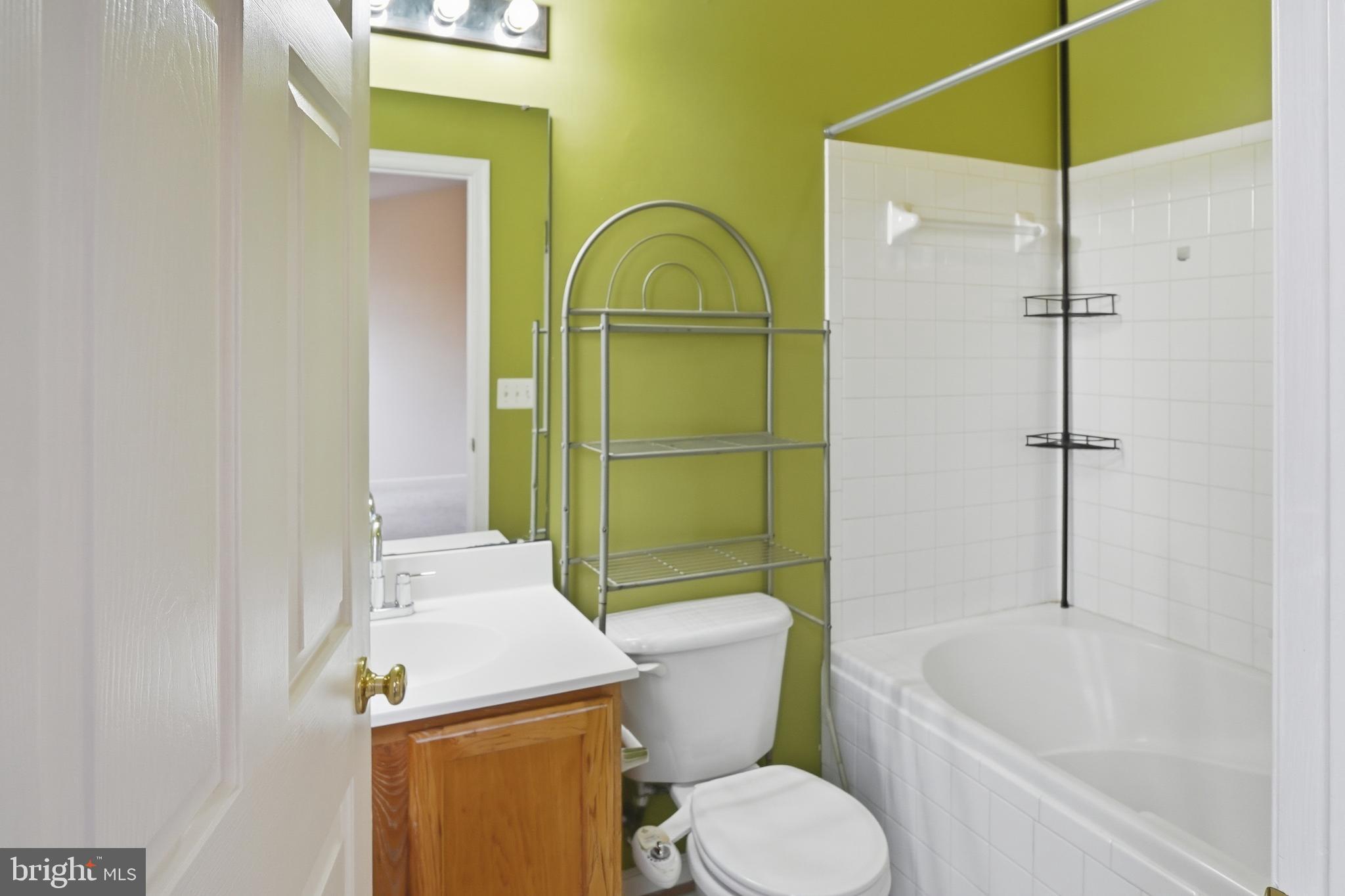 MASONS PASSAGE - Residential Lease