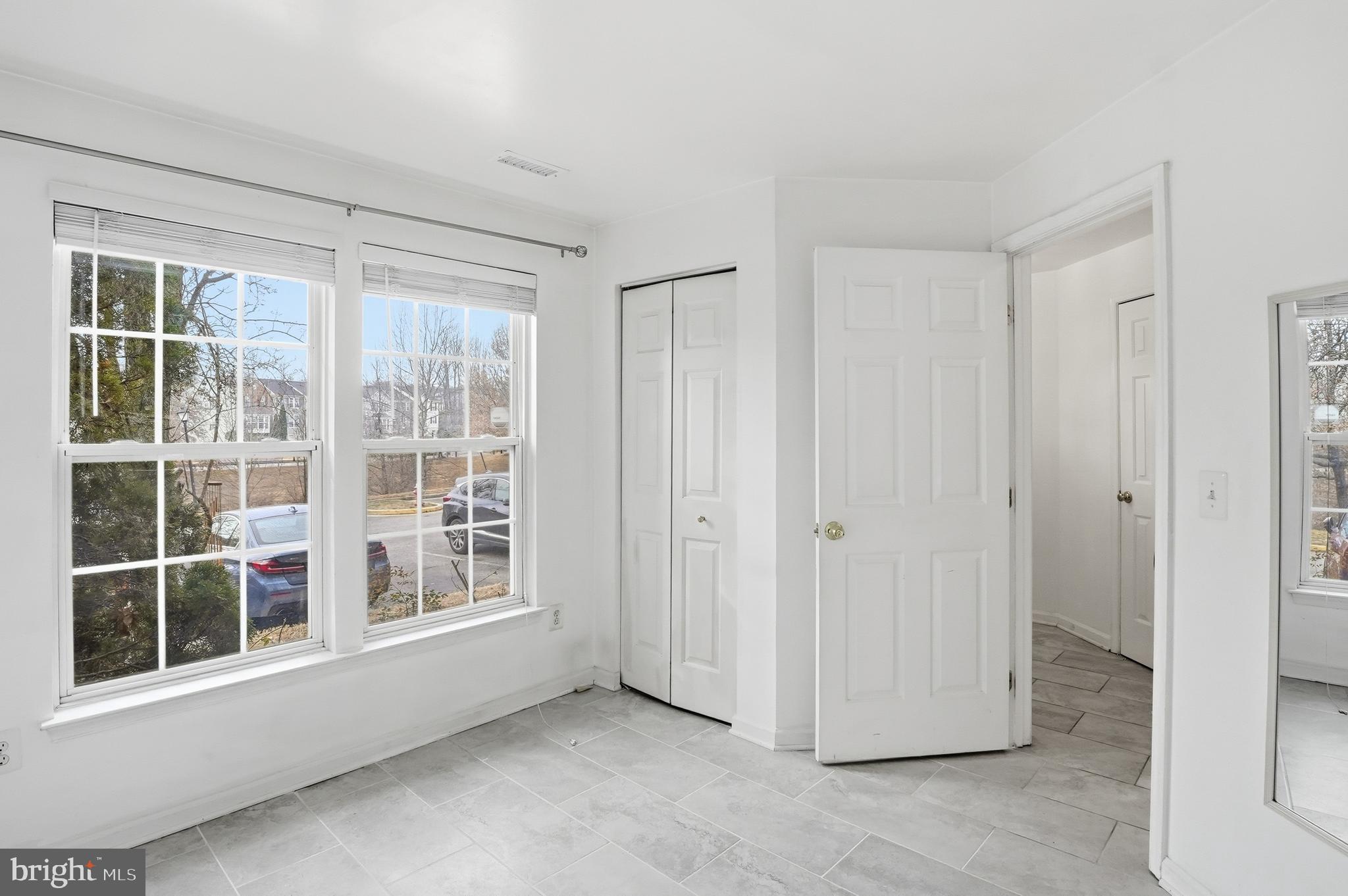 MASONS PASSAGE - Residential Lease