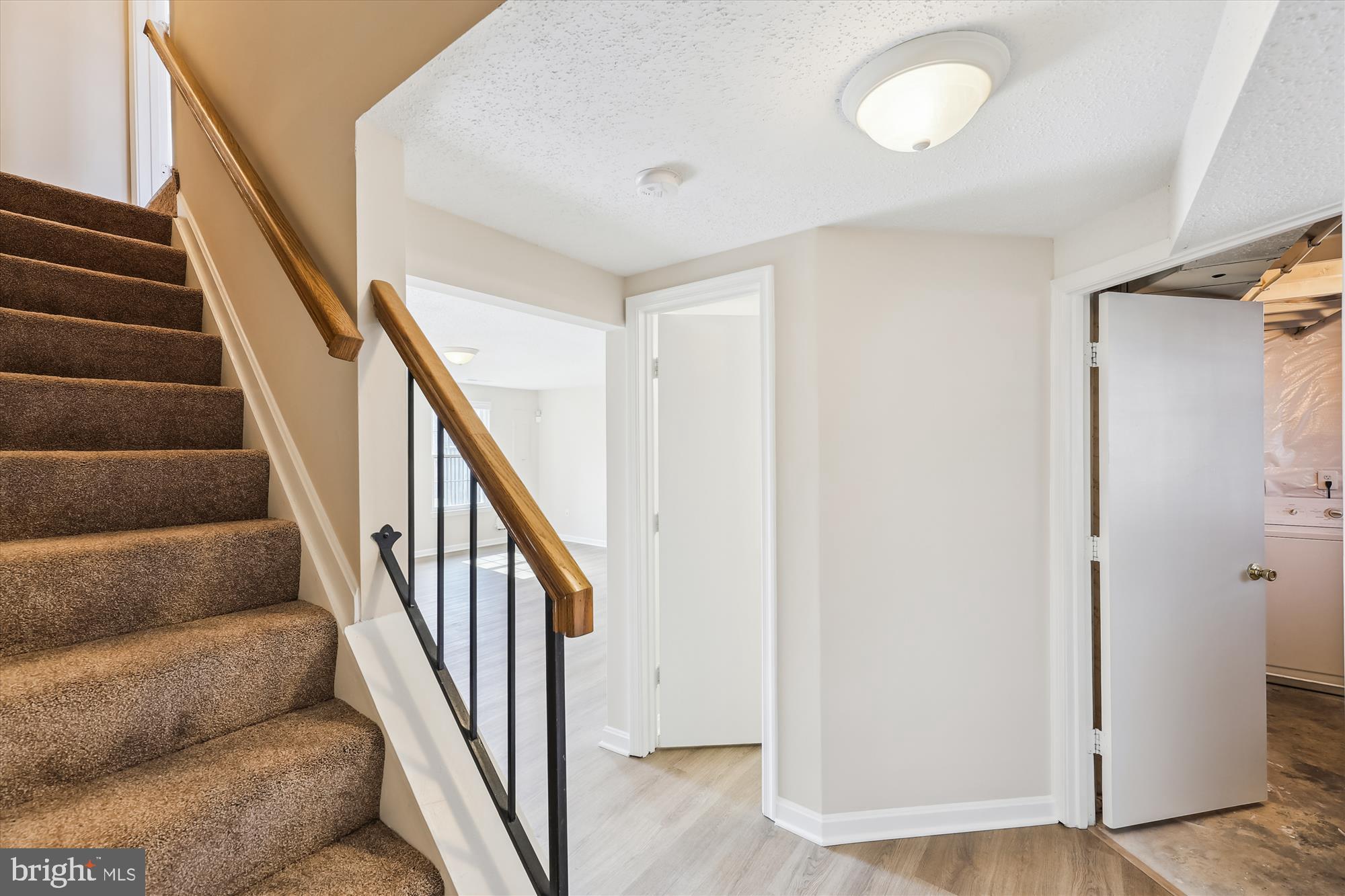 NORTHLAKE - Residential