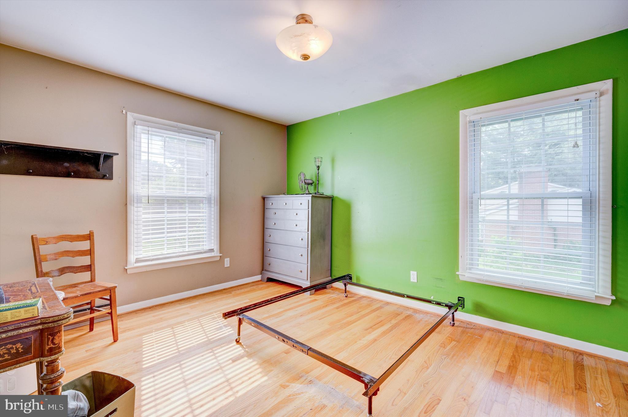 SPRING VALLEY - Residential