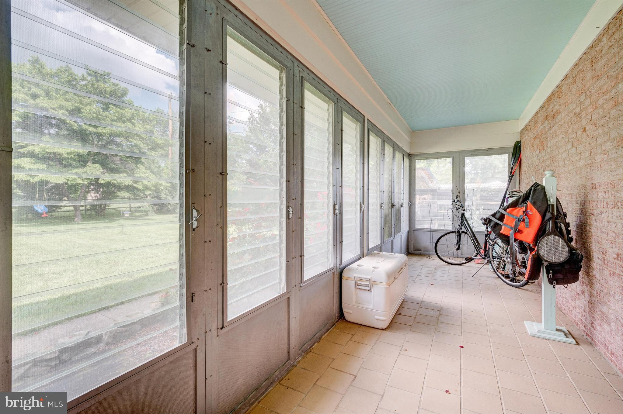 SPRING VALLEY - Residential