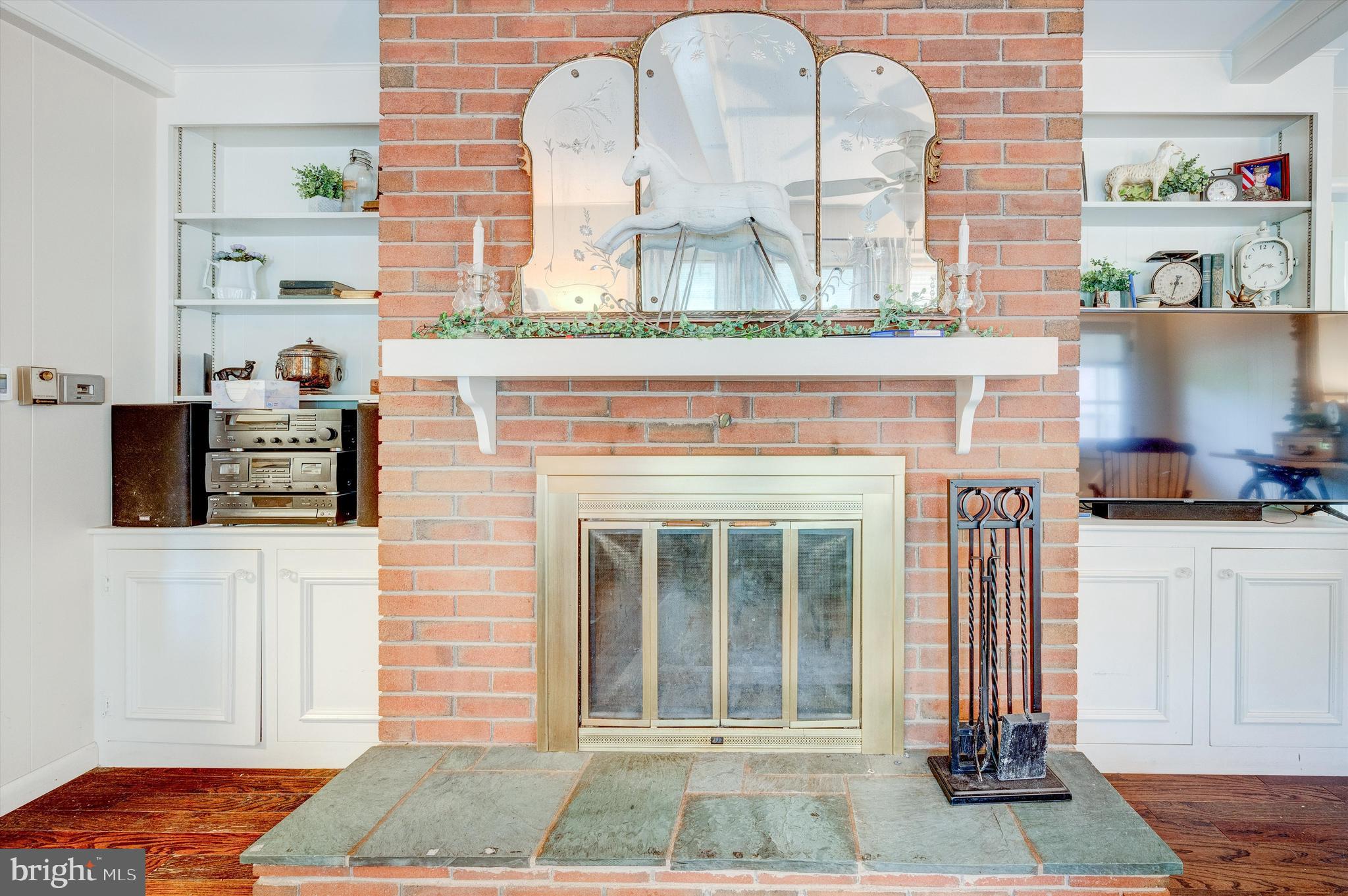 SPRING VALLEY - Residential