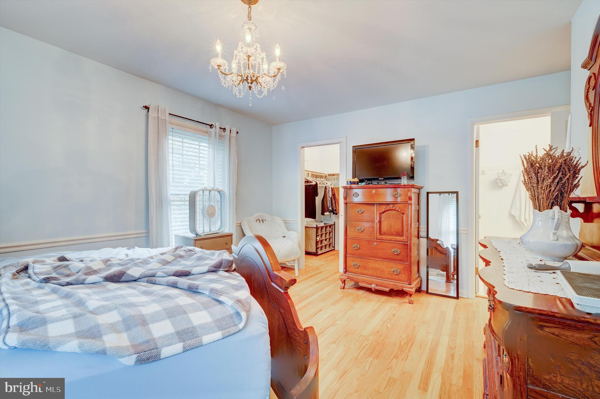 SPRING VALLEY - Residential