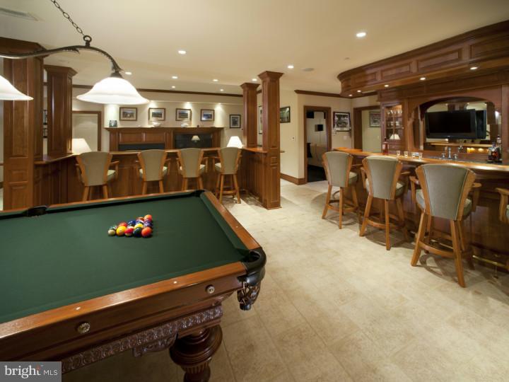 WHITE HORSE - Residential