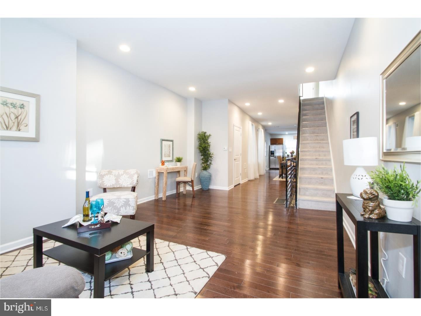 POINT BREEZE - Residential