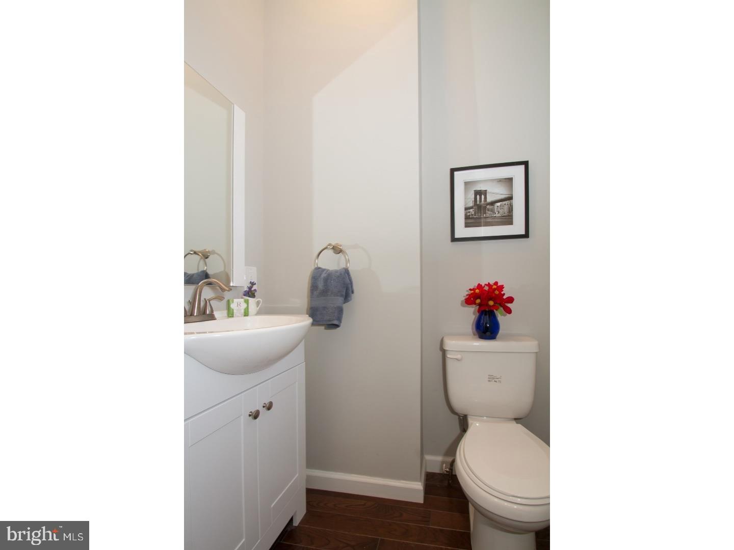 POINT BREEZE - Residential