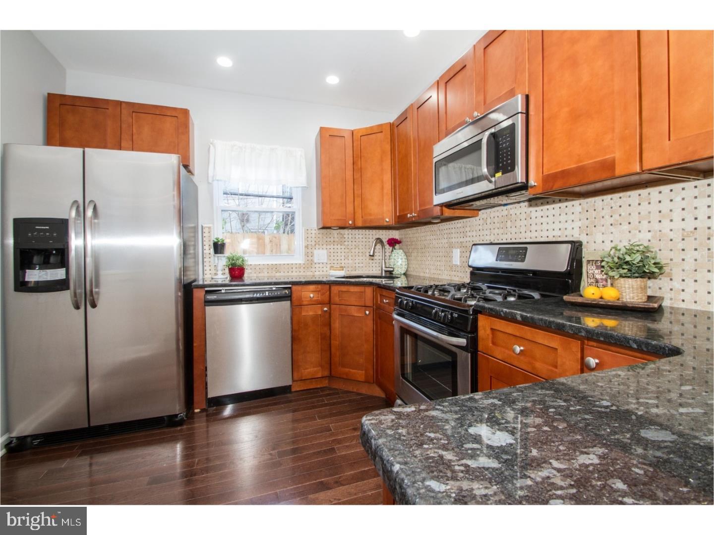 POINT BREEZE - Residential