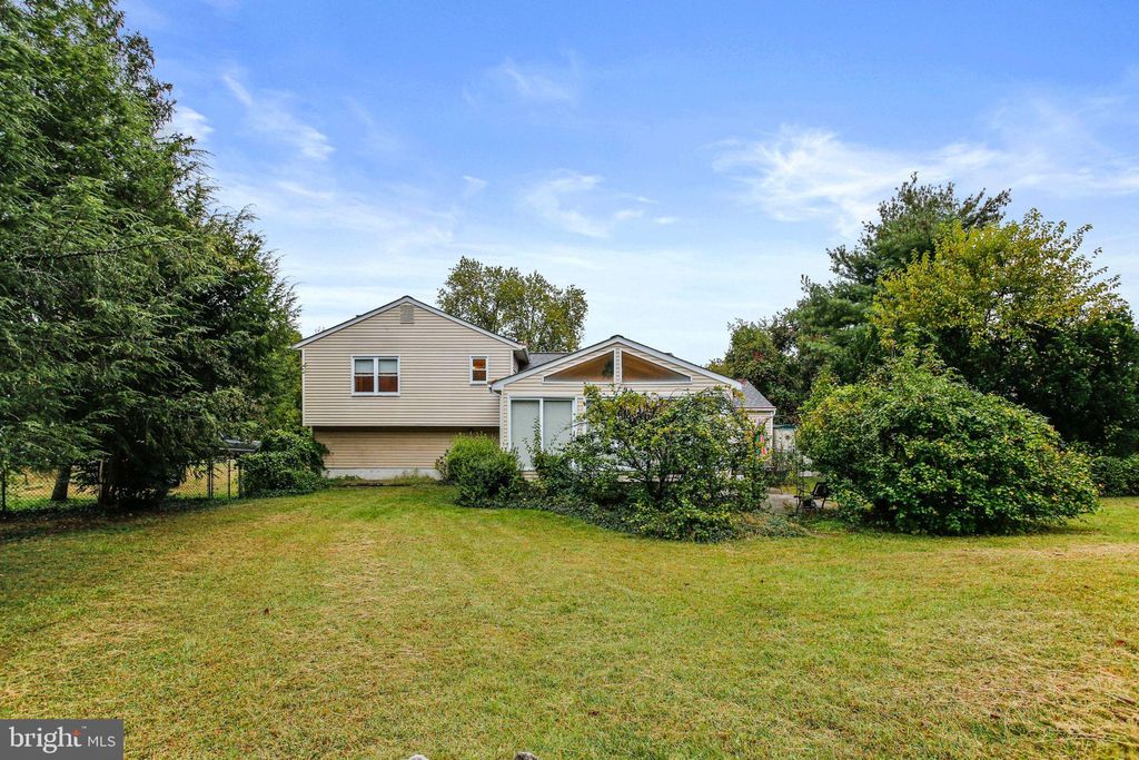 Photo of 1212 Scattered Pines Court, SEVERN, MD 21144 (MLS # MDAA2126548)