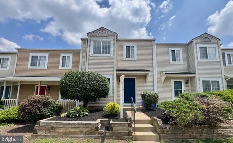 Townhouse For Sale - 19947 Stoney Point Way<br/> Montgomery County, GERMANTOWN, MD 20876