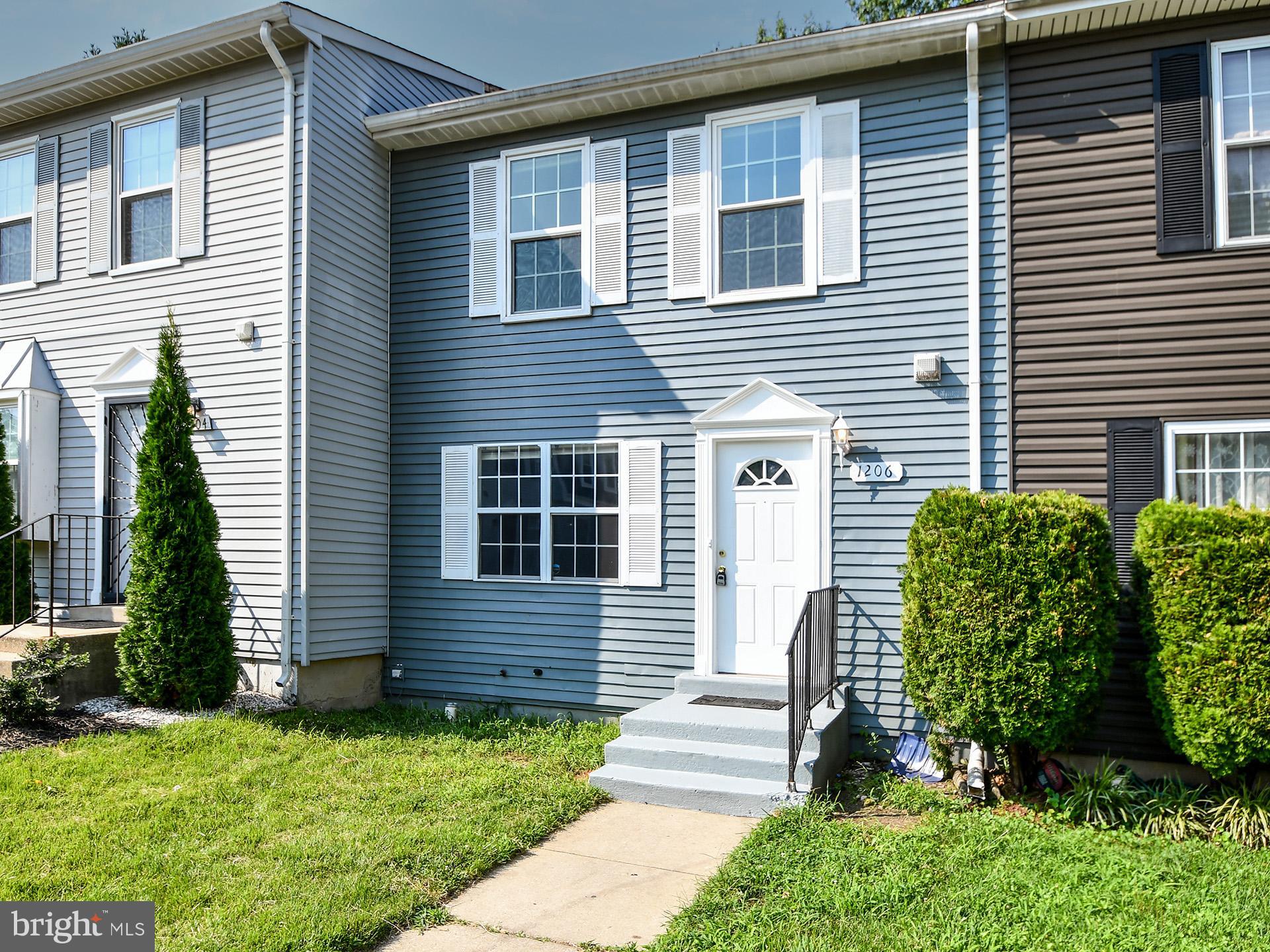 1206 CASTLEHAVEN COURT