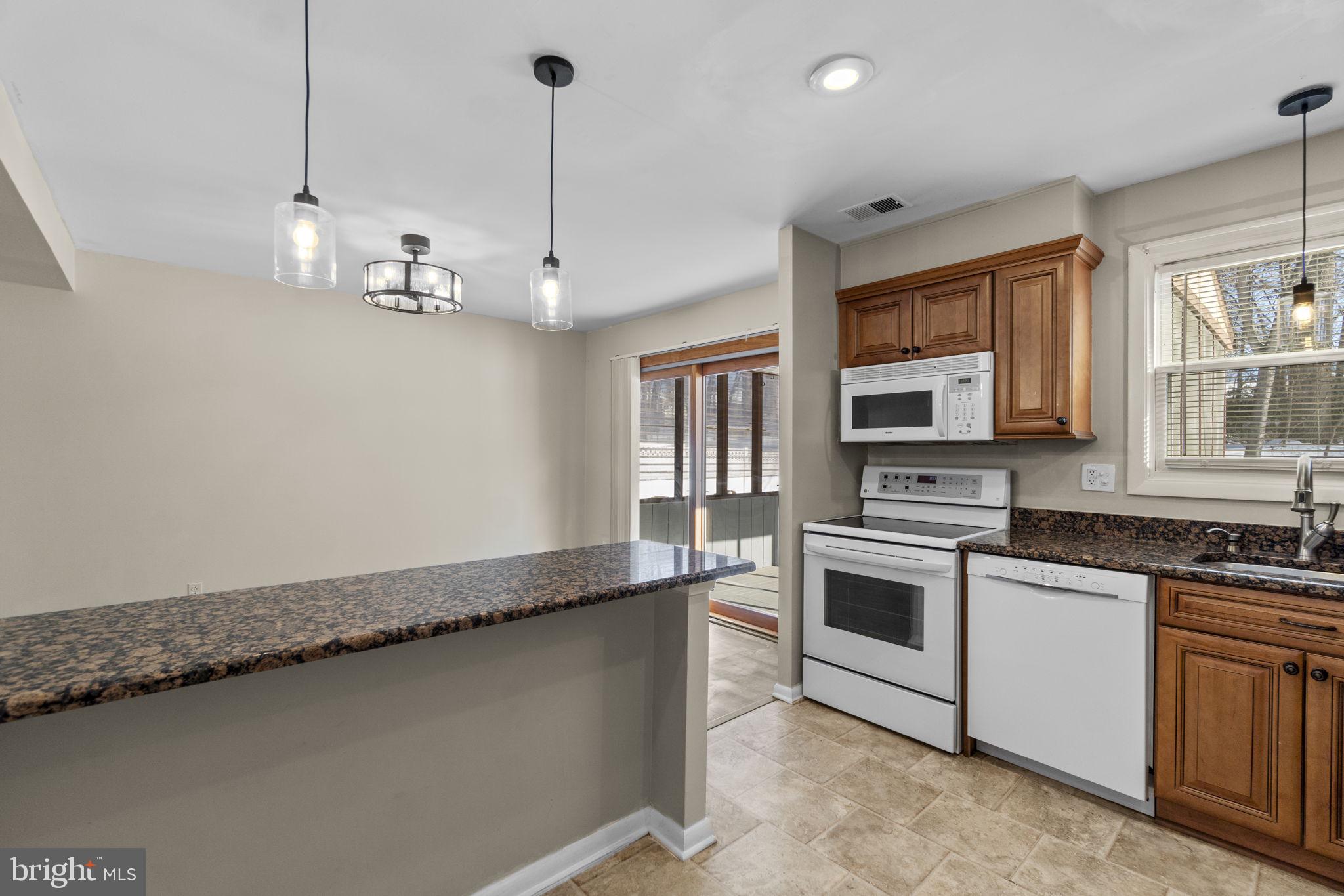 REISTERSWOOD - Residential