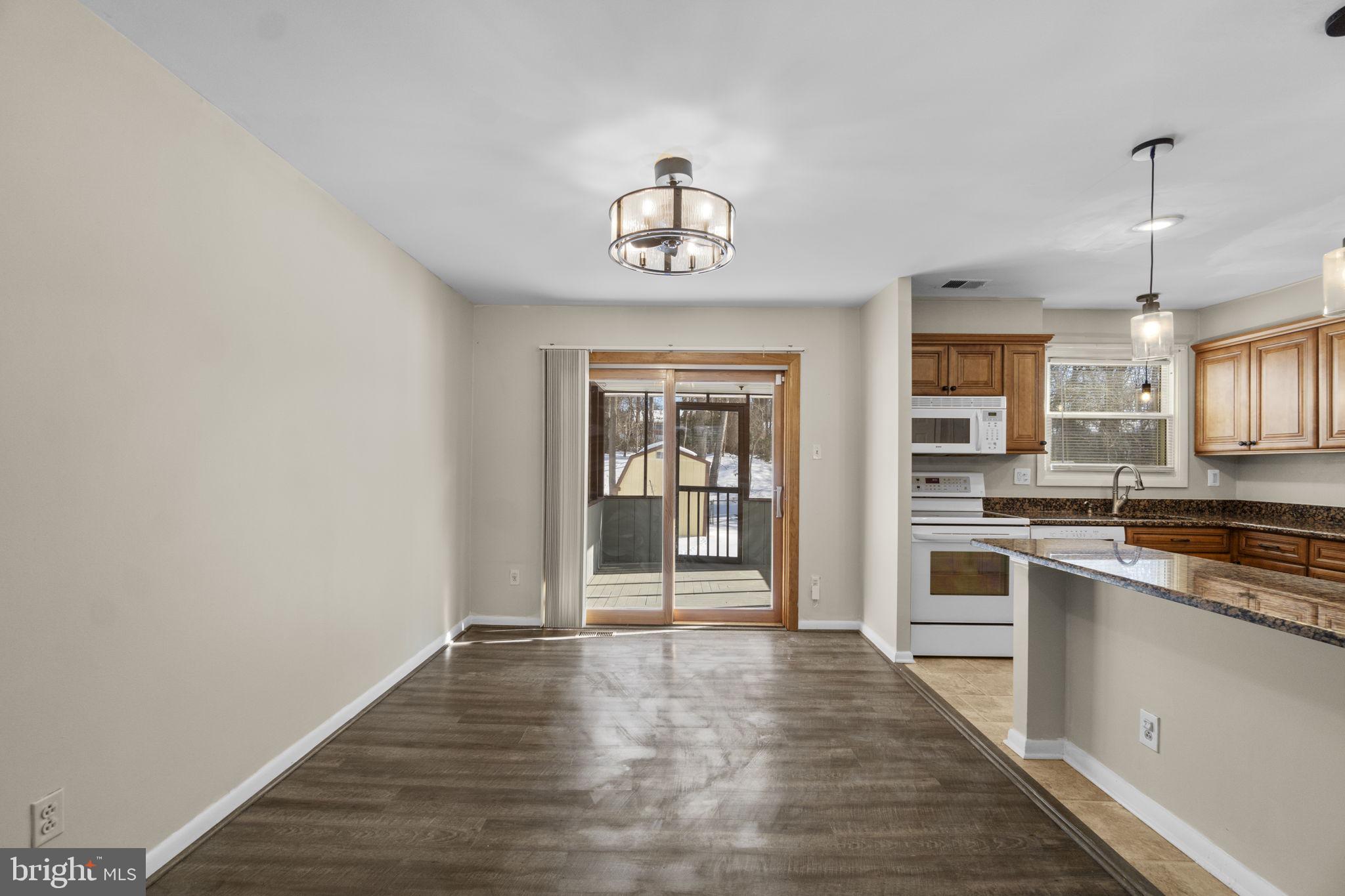 REISTERSWOOD - Residential